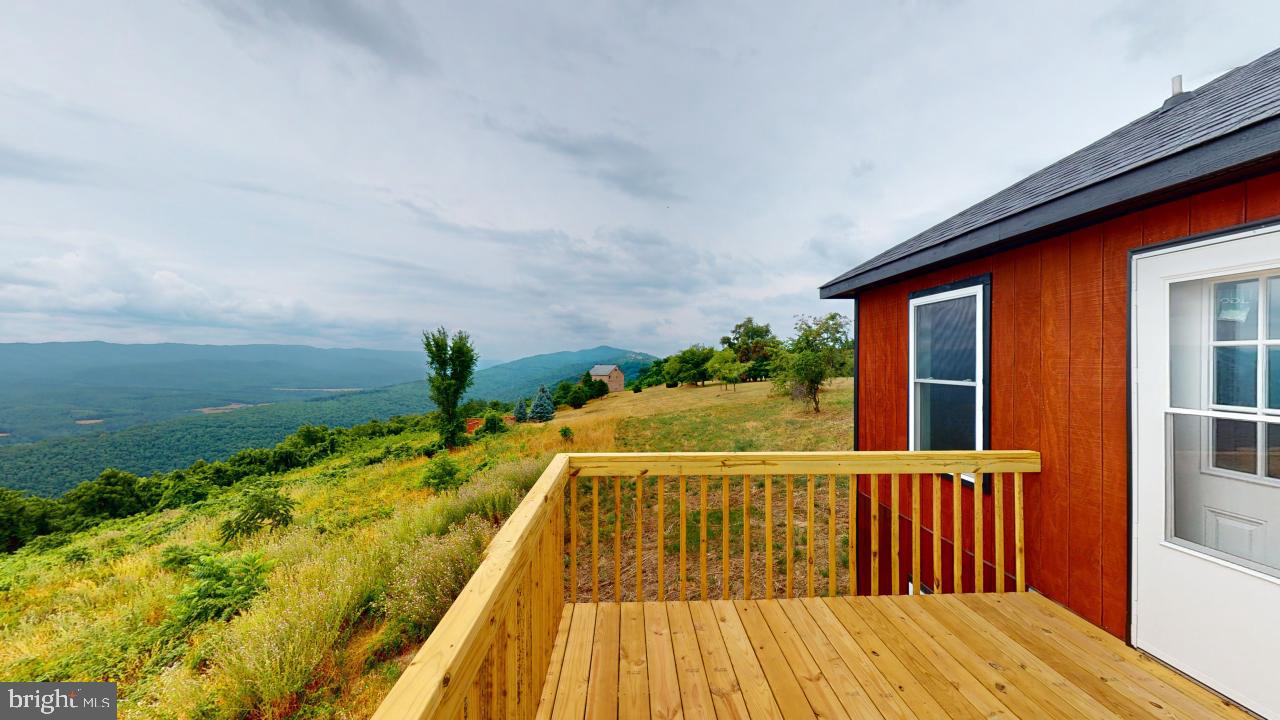 HIGH MOUNTAIN ORCHARD - Residential