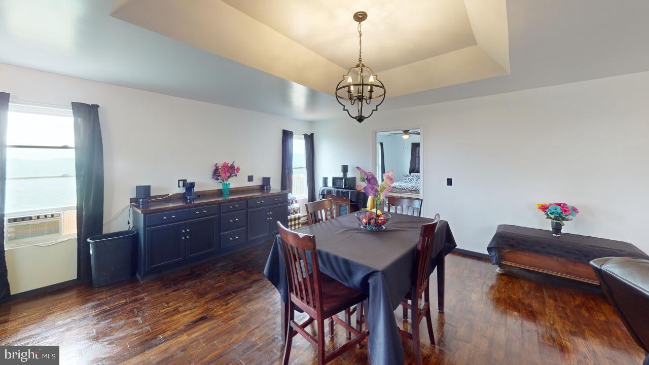 HIGH MOUNTAIN ORCHARD - Residential