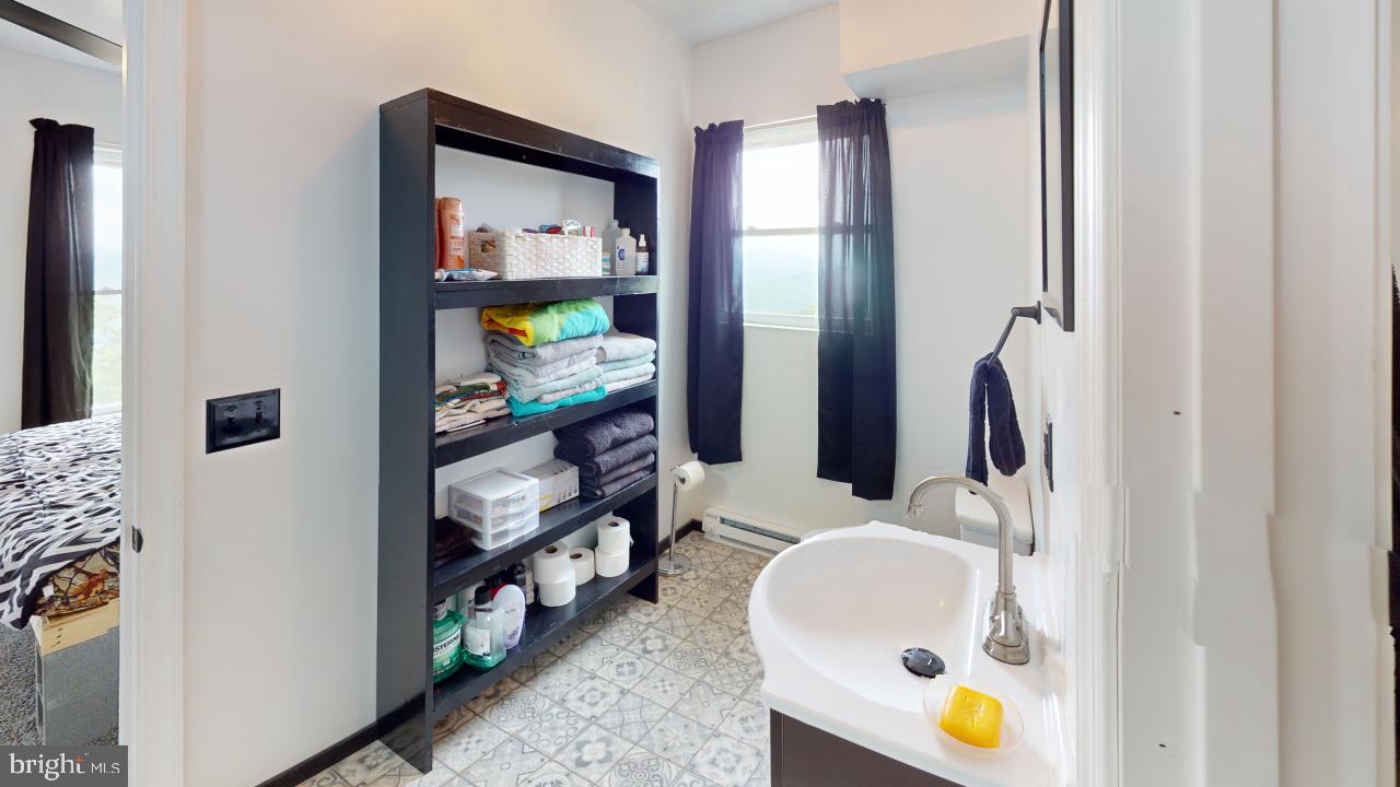 HIGH MOUNTAIN ORCHARD - Residential