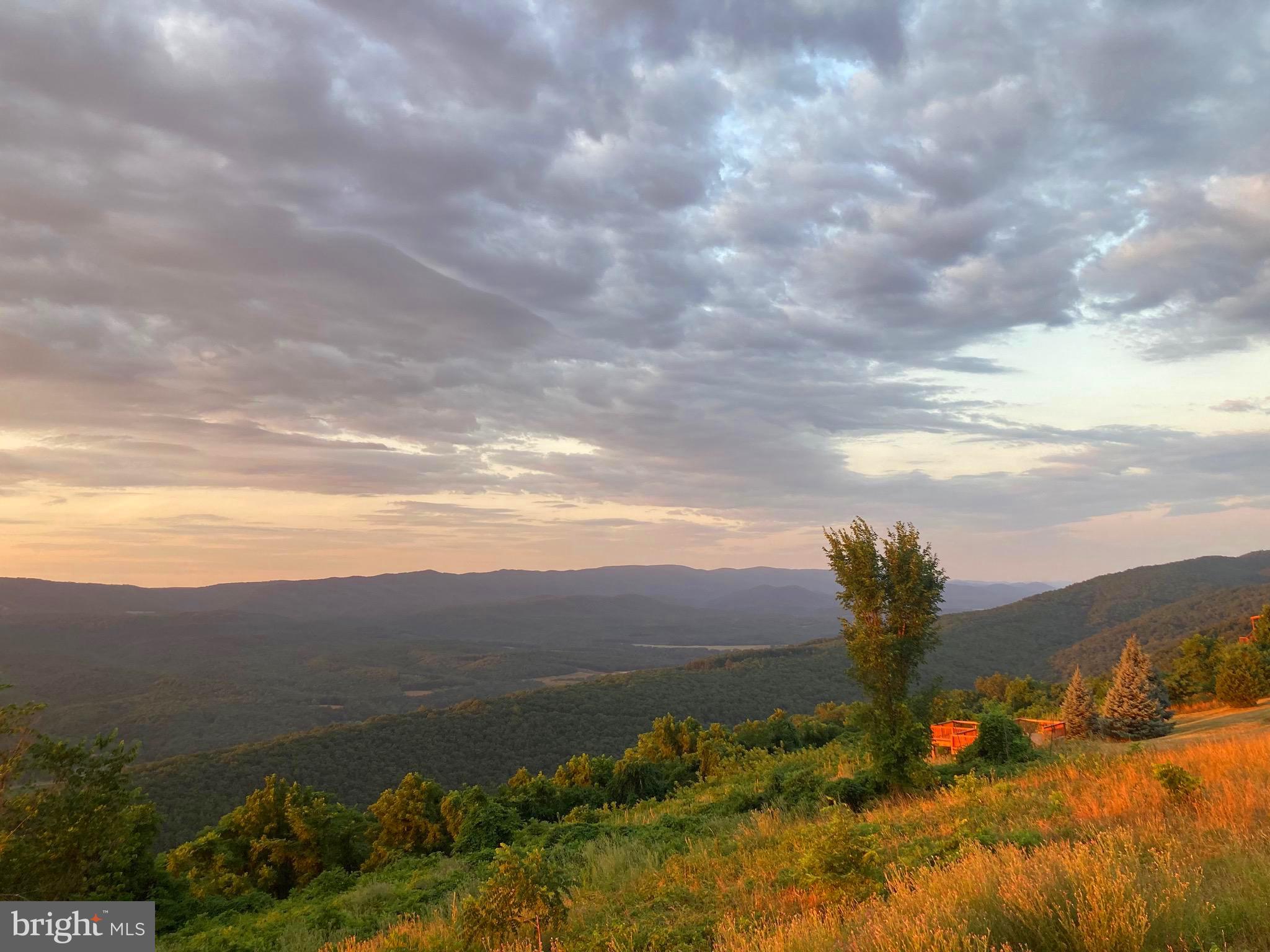 HIGH MOUNTAIN ORCHARD - Residential