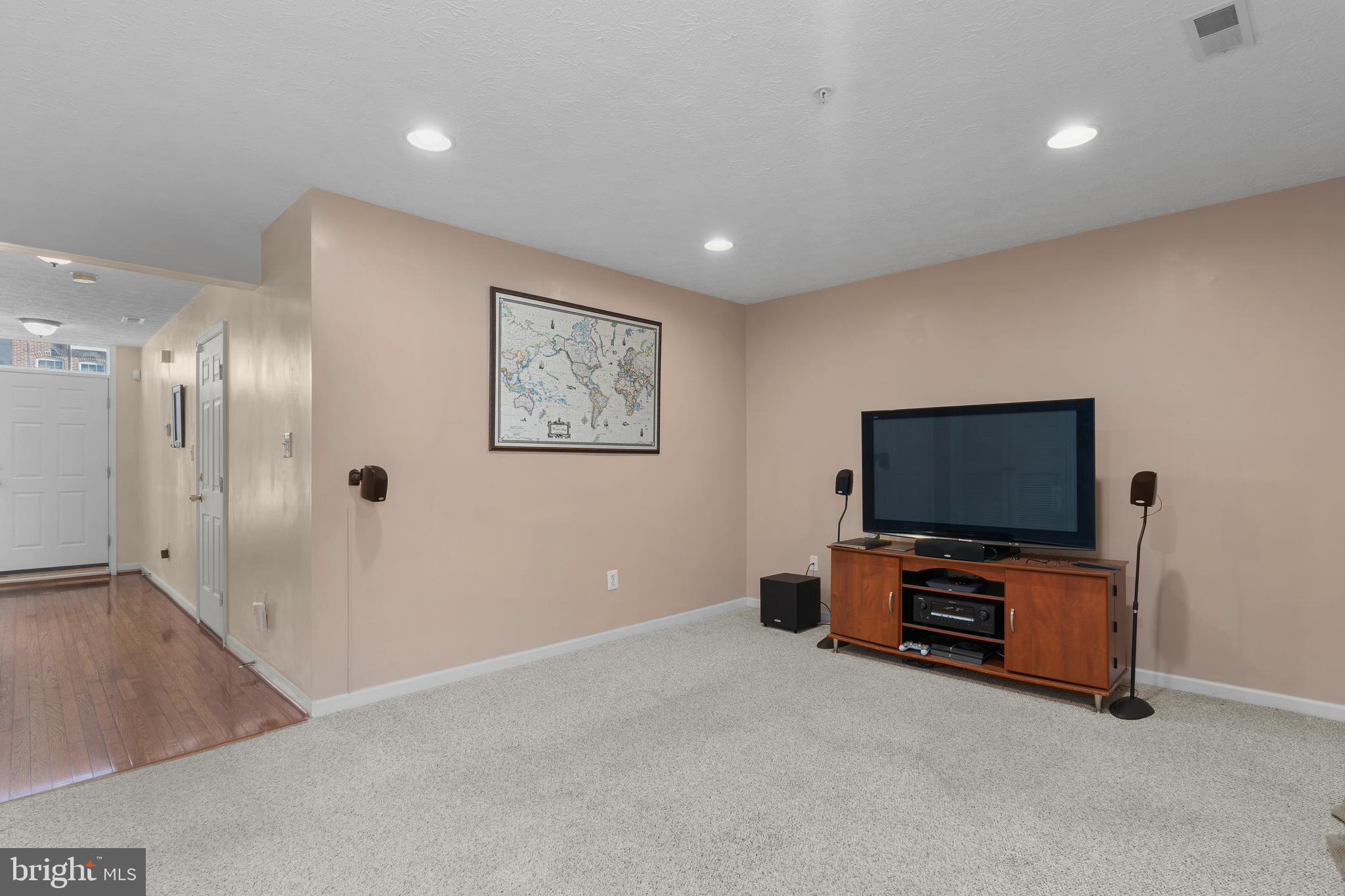 QUAIL RUN SOUTH - Residential