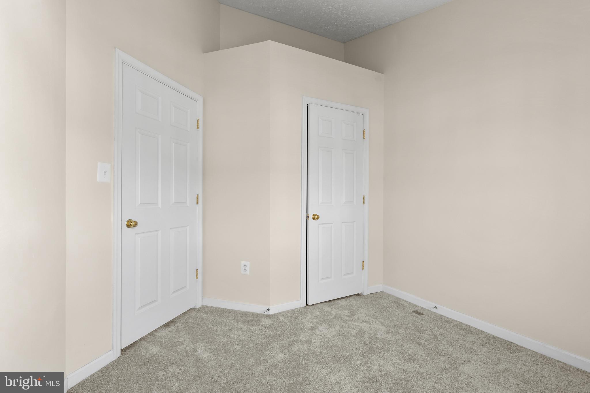 QUAIL RUN SOUTH - Residential