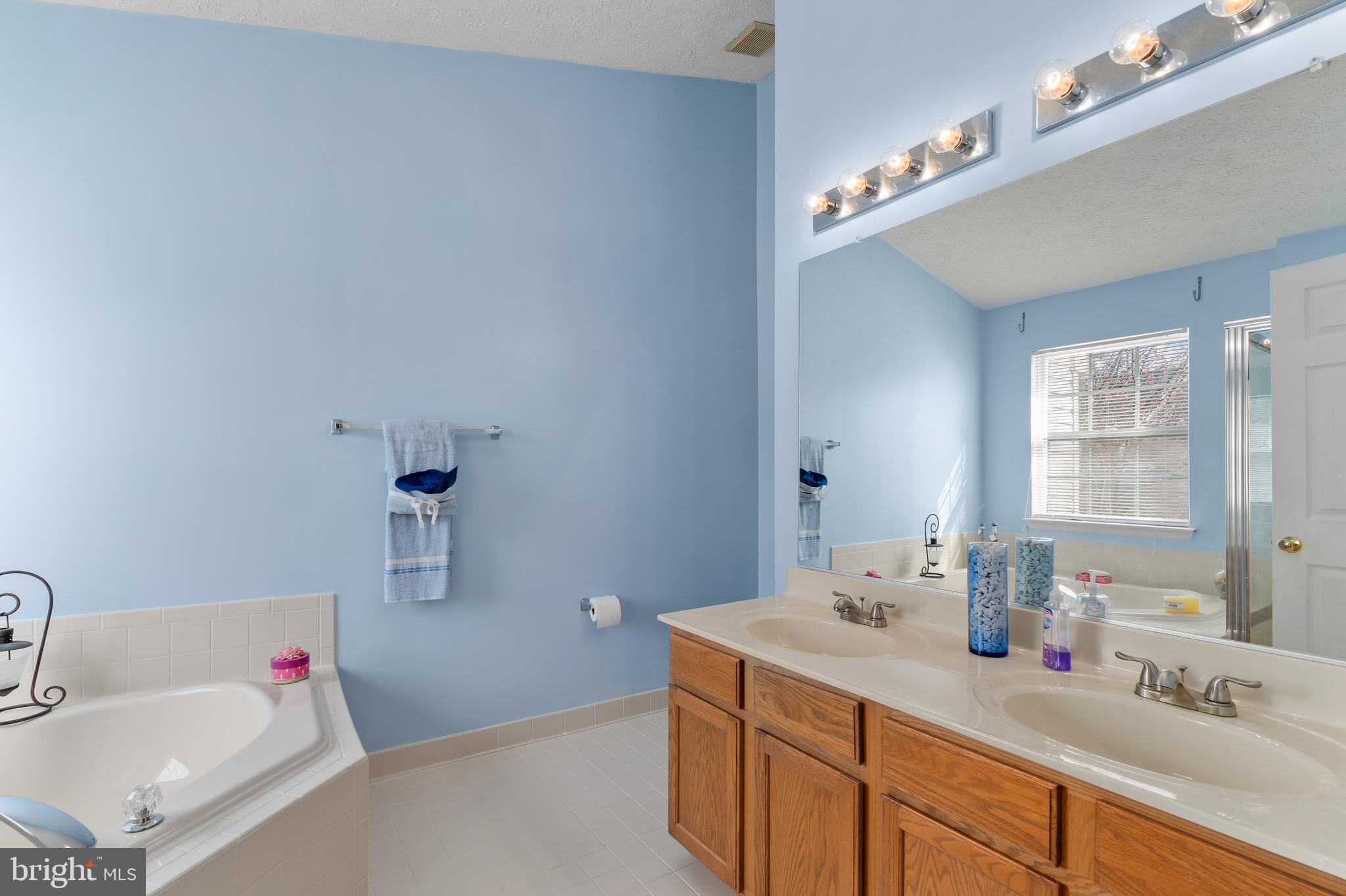 QUAIL RUN SOUTH - Residential