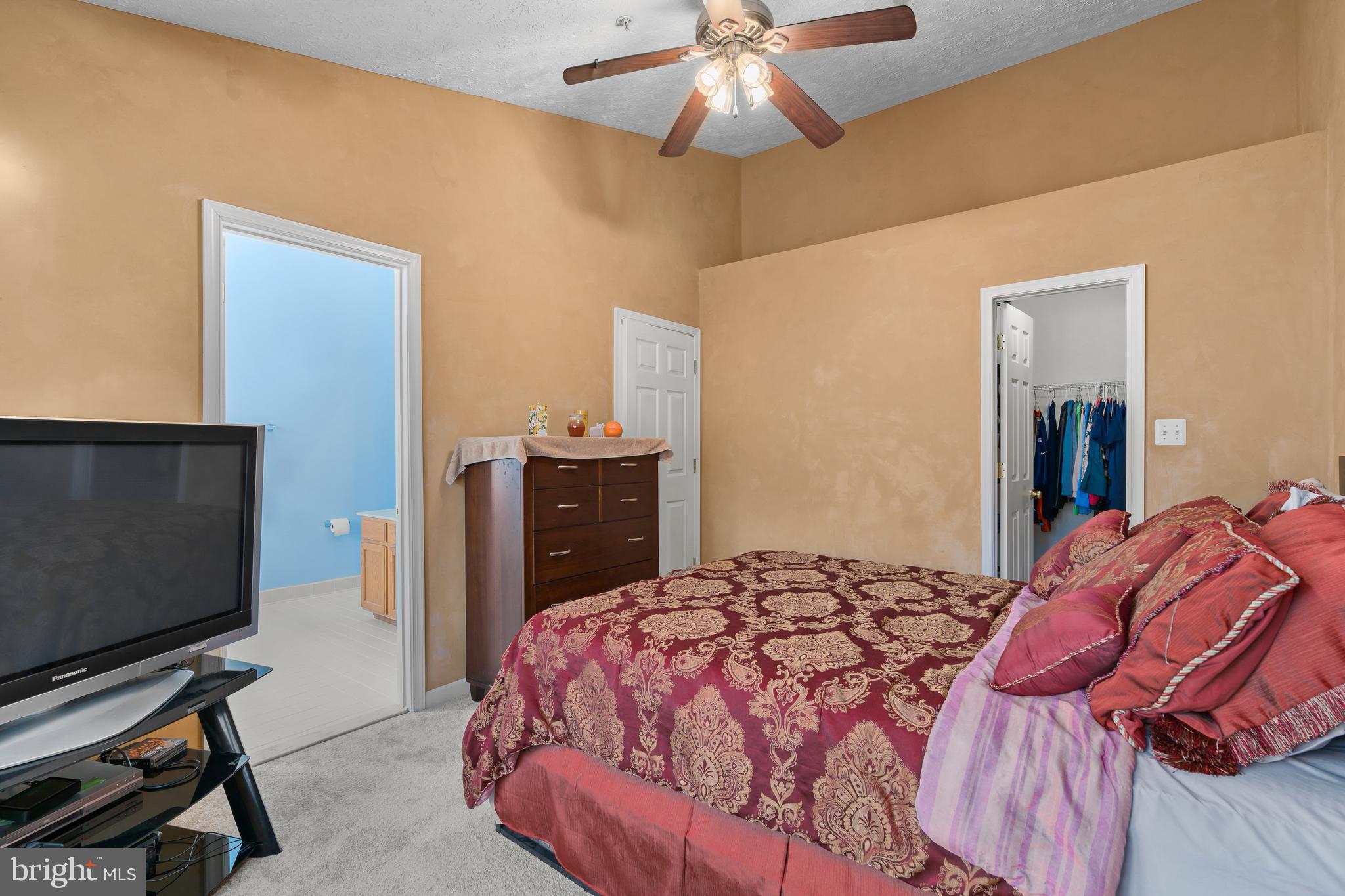 QUAIL RUN SOUTH - Residential