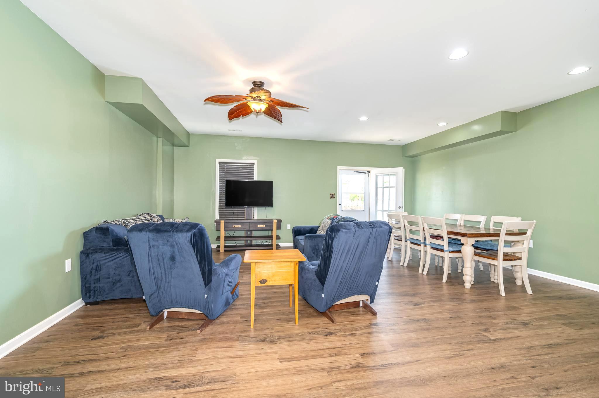 SPRING MILLS - Residential