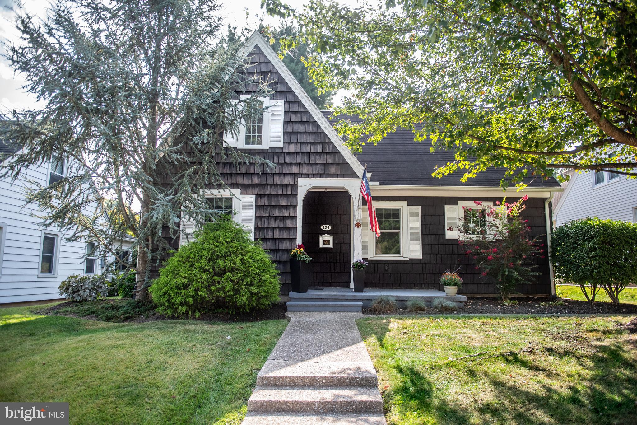 This charming home offers a prime location in the Village of Hershey with cottage character and curb appeal. The spacious living room features beautiful floors and ample natural light, flowing into a central dining area for meals and homework. The kitchen is updated with stainless steel appliances, and a double sink. Two bedrooms and a full bath with tub/shower complete the first level. Upstairs, the primary bedroom includes an ensuite with walk-in shower, dual-sink vanity, generous closet space, and room for a desk. The unfinished lower level serves for laundry and seasonal storage. Enjoy the back patio to read or bbq with a flat yard for outdoor activities and fireside gatherings. Walk to Hershey-Derry Twp Schools and events, Hersheypark, Hershey Theater, Recreation Center-Pool, library, concerts, in-town shops, and restaurants in downtown Hershey. Schedule your showing today!