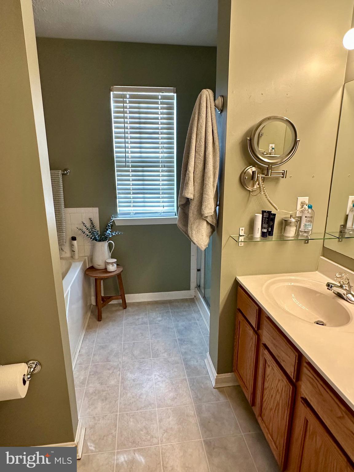 BAYVIEW HILLS - Residential