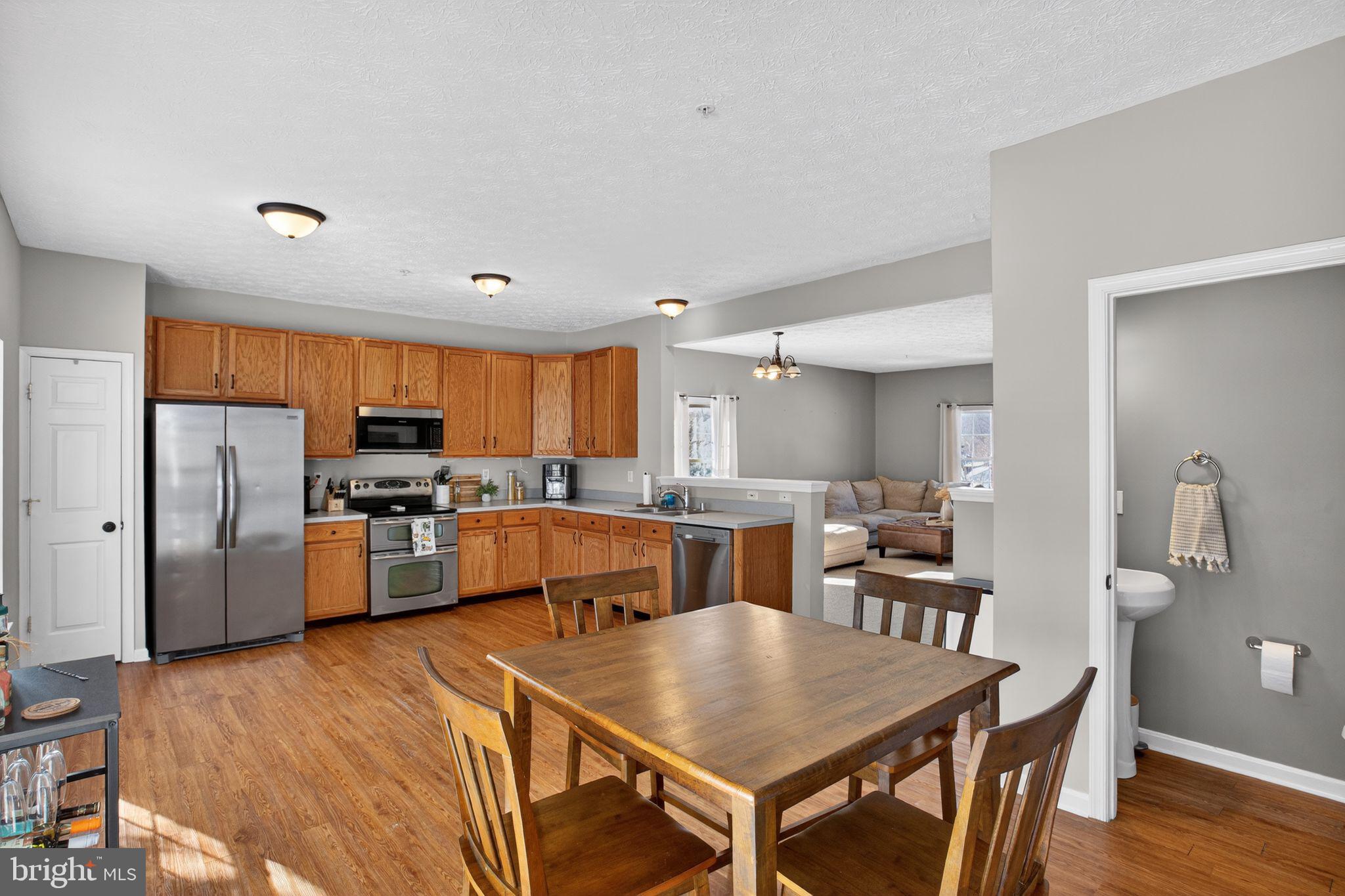 BAYVIEW HILLS - Residential