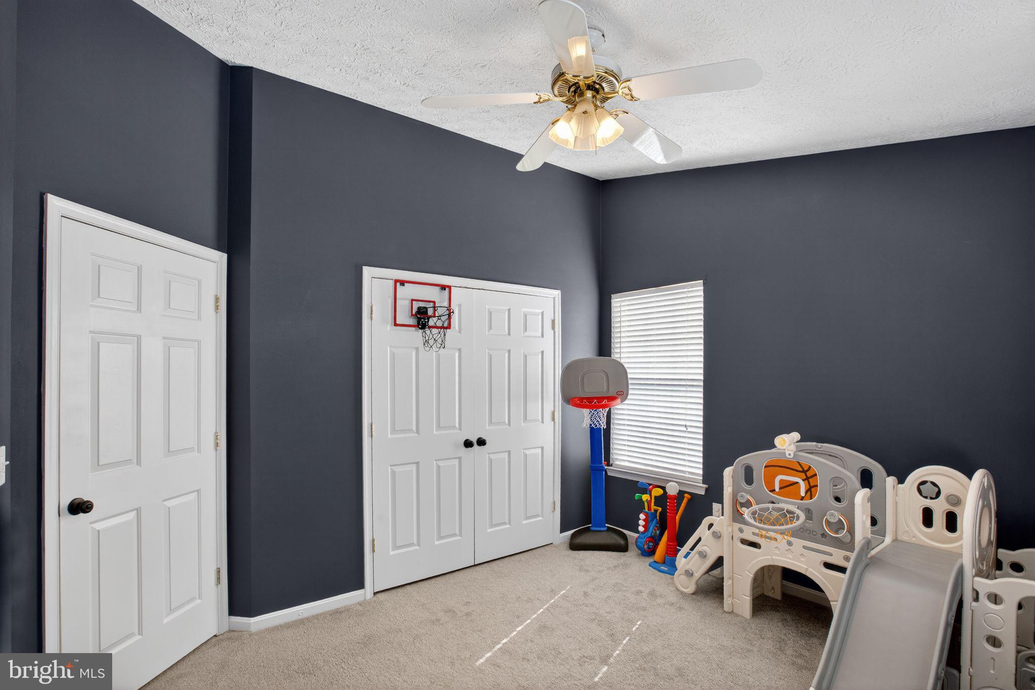 BAYVIEW HILLS - Residential