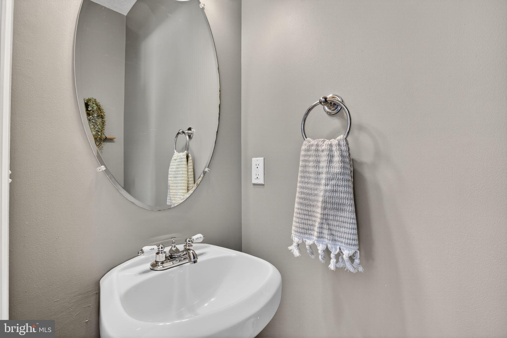 BAYVIEW HILLS - Residential