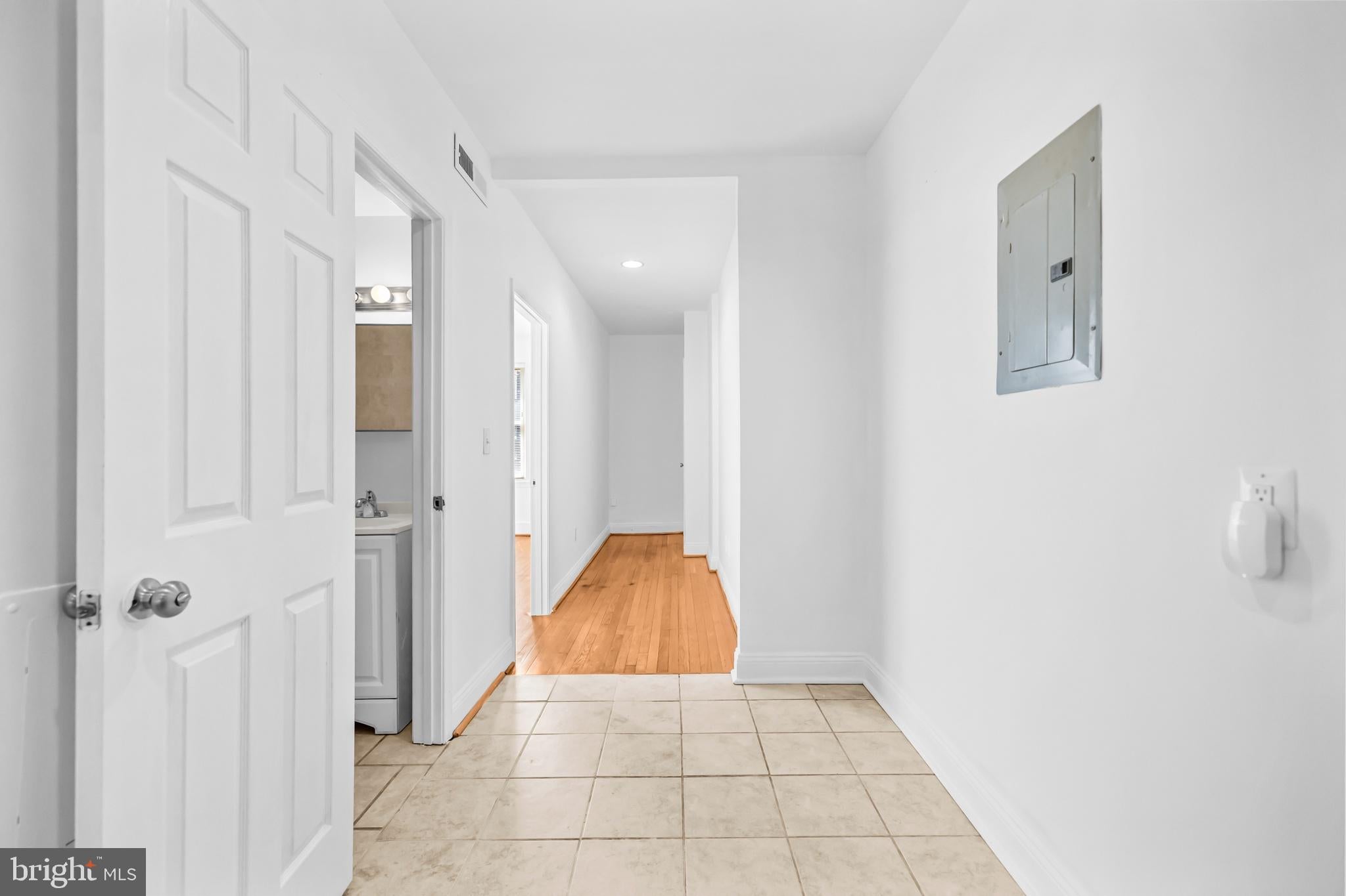 1508 V STREET SE 1