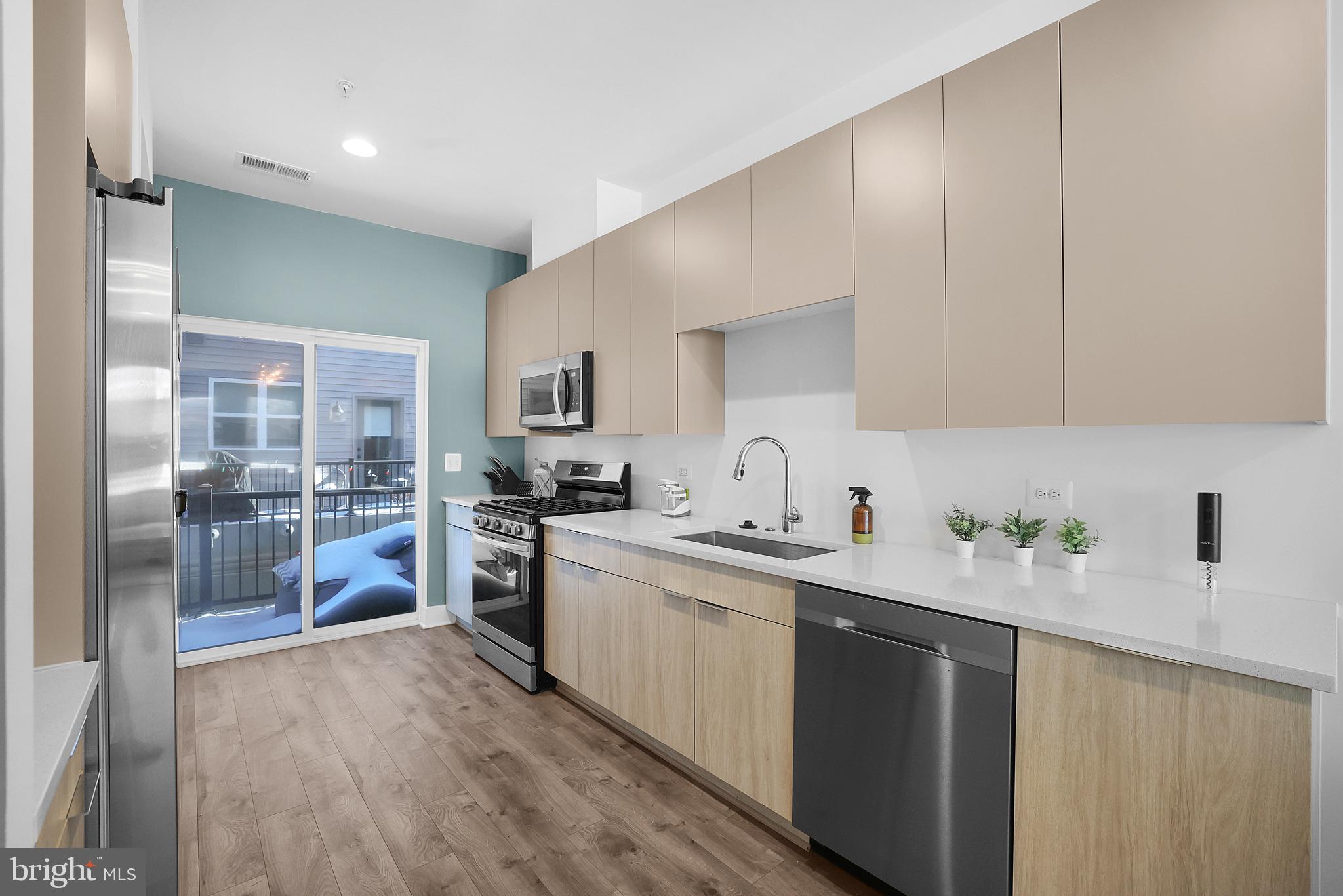 5541 SOUTH DAKOTA AVENUE NE