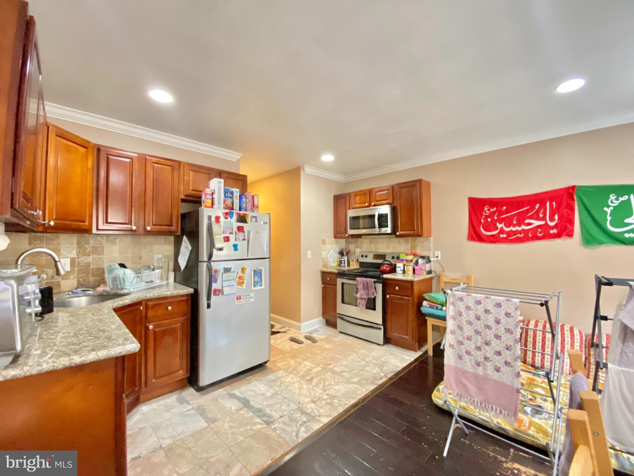 TEMPLE UNIVERSITY - Residential Lease