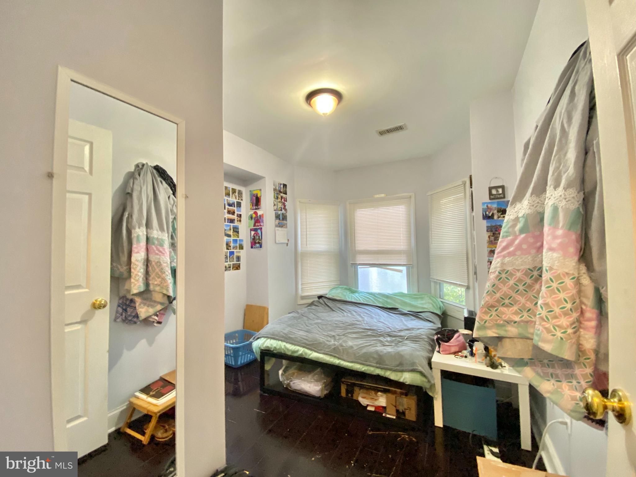 TEMPLE UNIVERSITY - Residential Lease