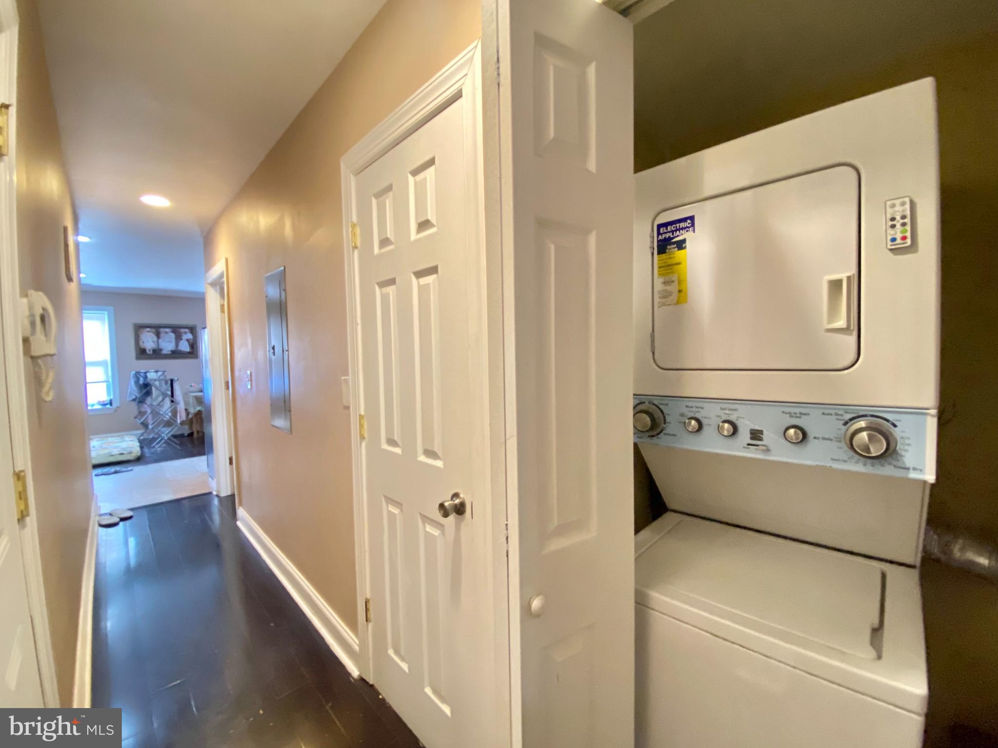 TEMPLE UNIVERSITY - Residential Lease