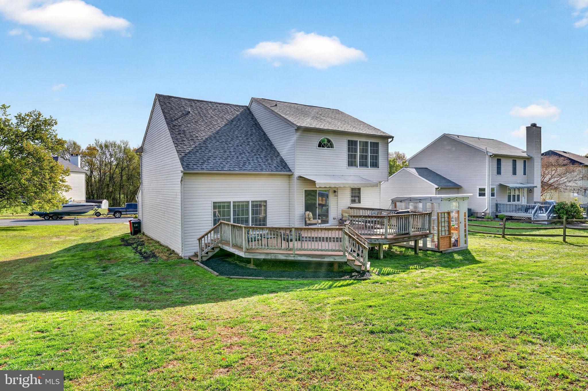 ROYAL HEIGHTS - Residential