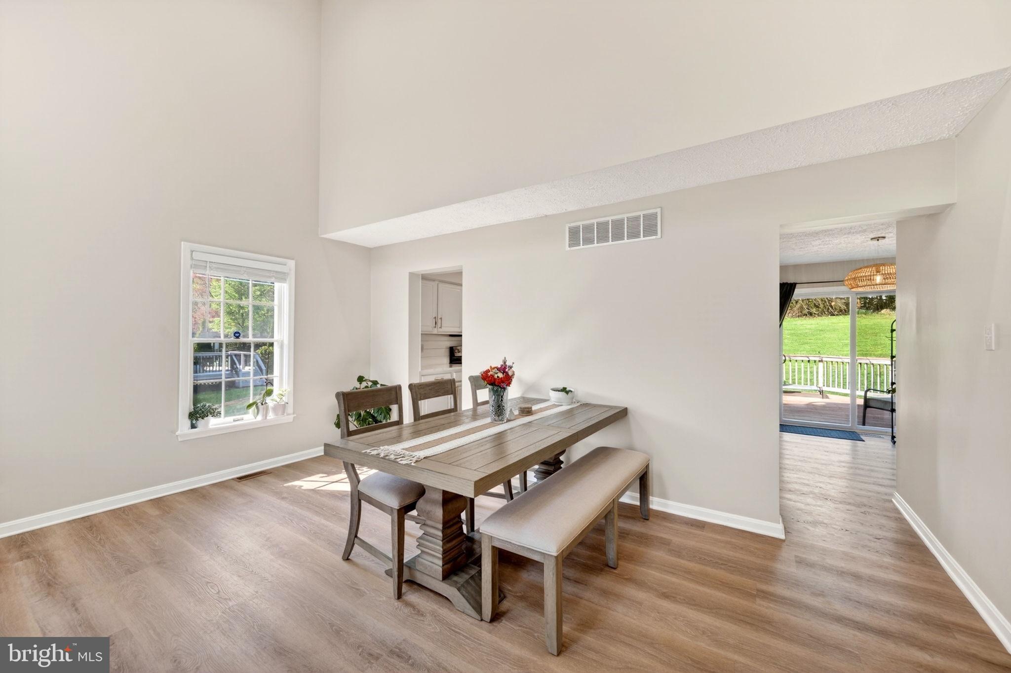 ROYAL HEIGHTS - Residential