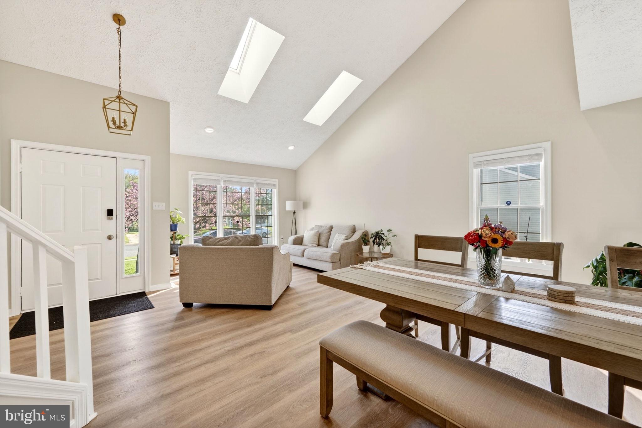 ROYAL HEIGHTS - Residential