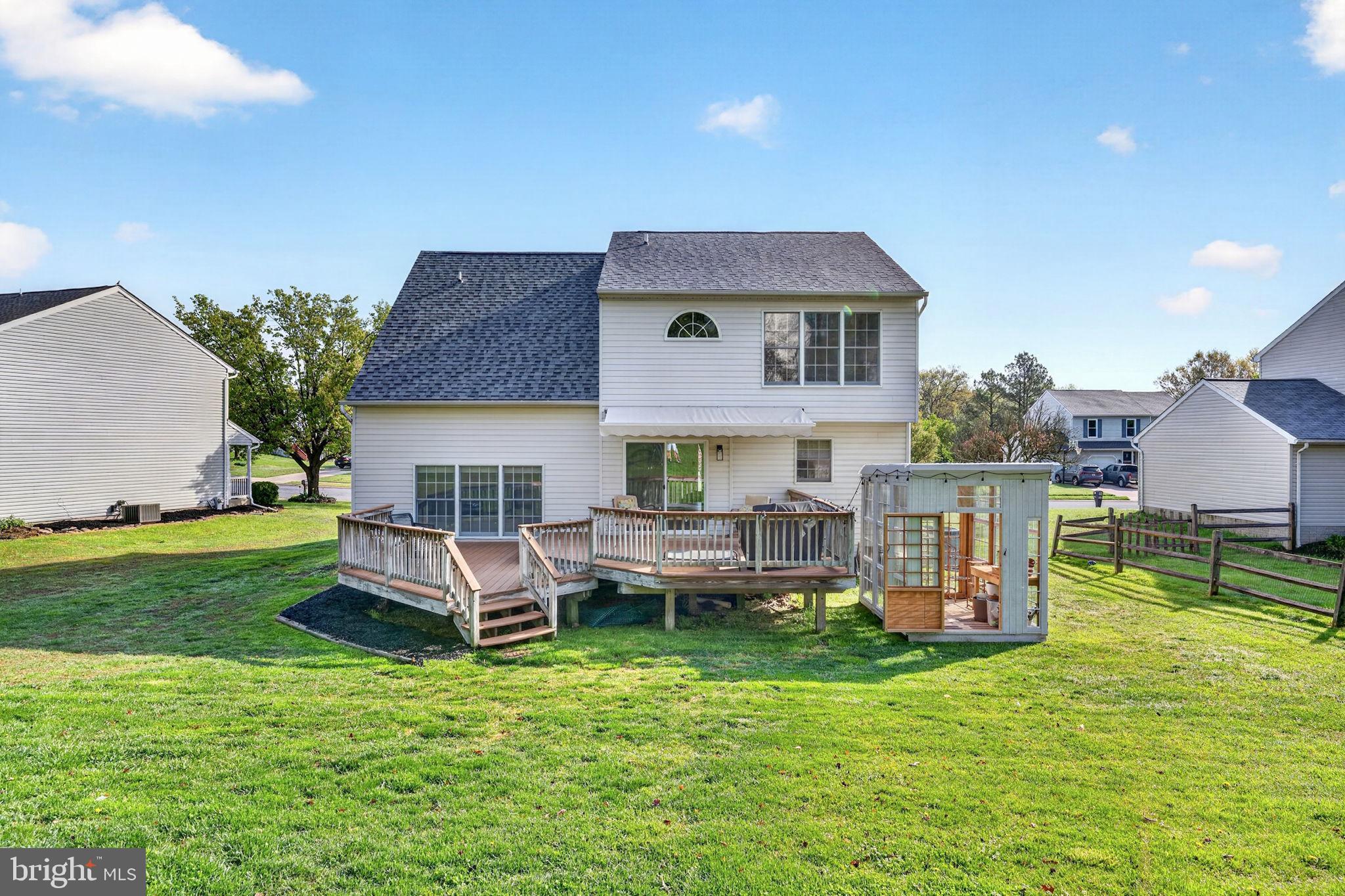 ROYAL HEIGHTS - Residential