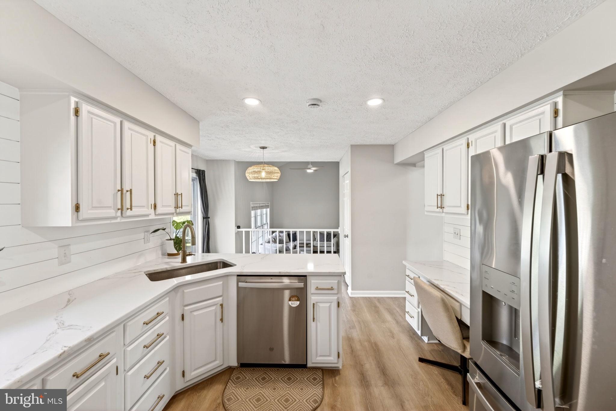 ROYAL HEIGHTS - Residential