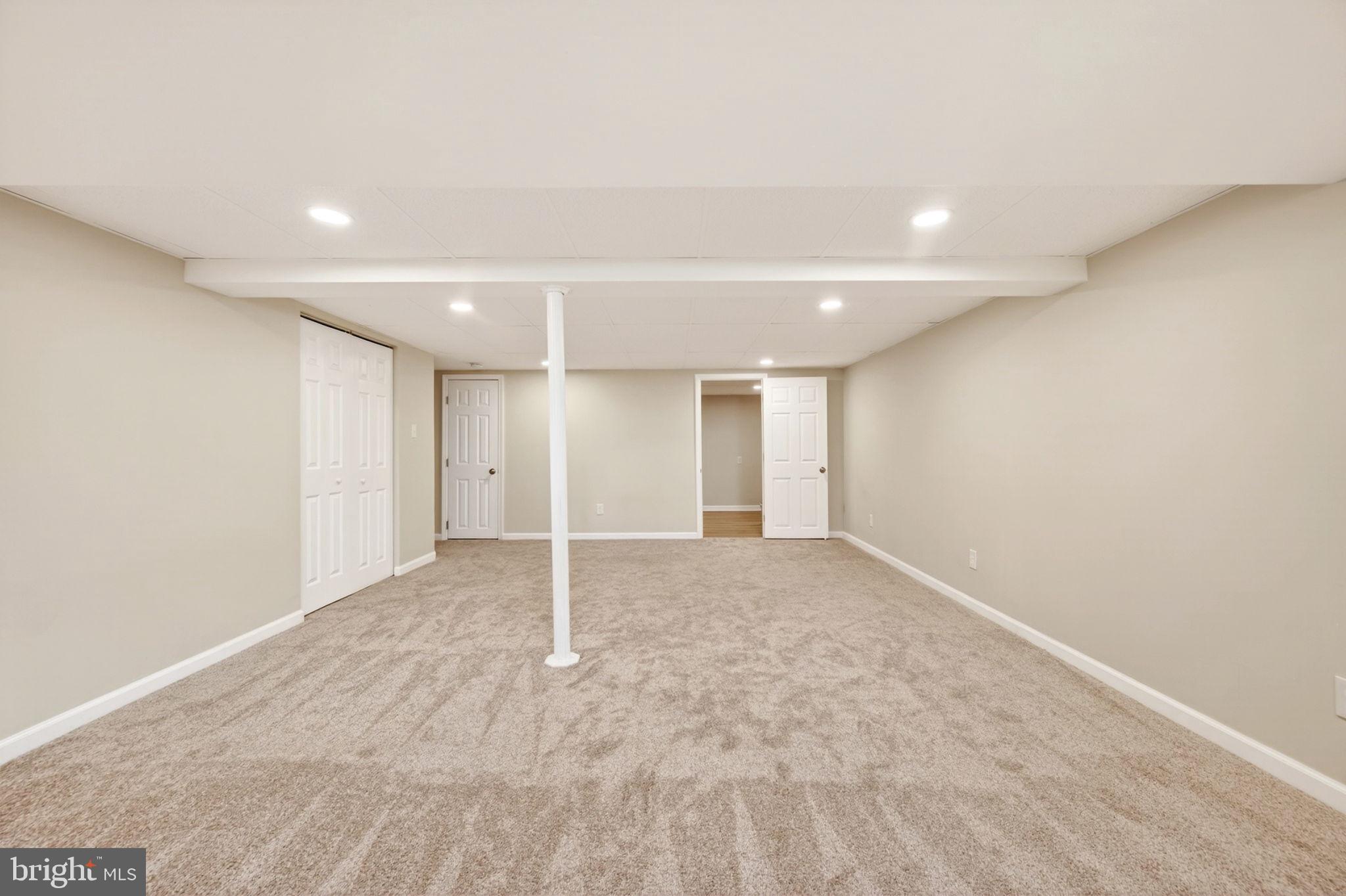 ROYAL HEIGHTS - Residential