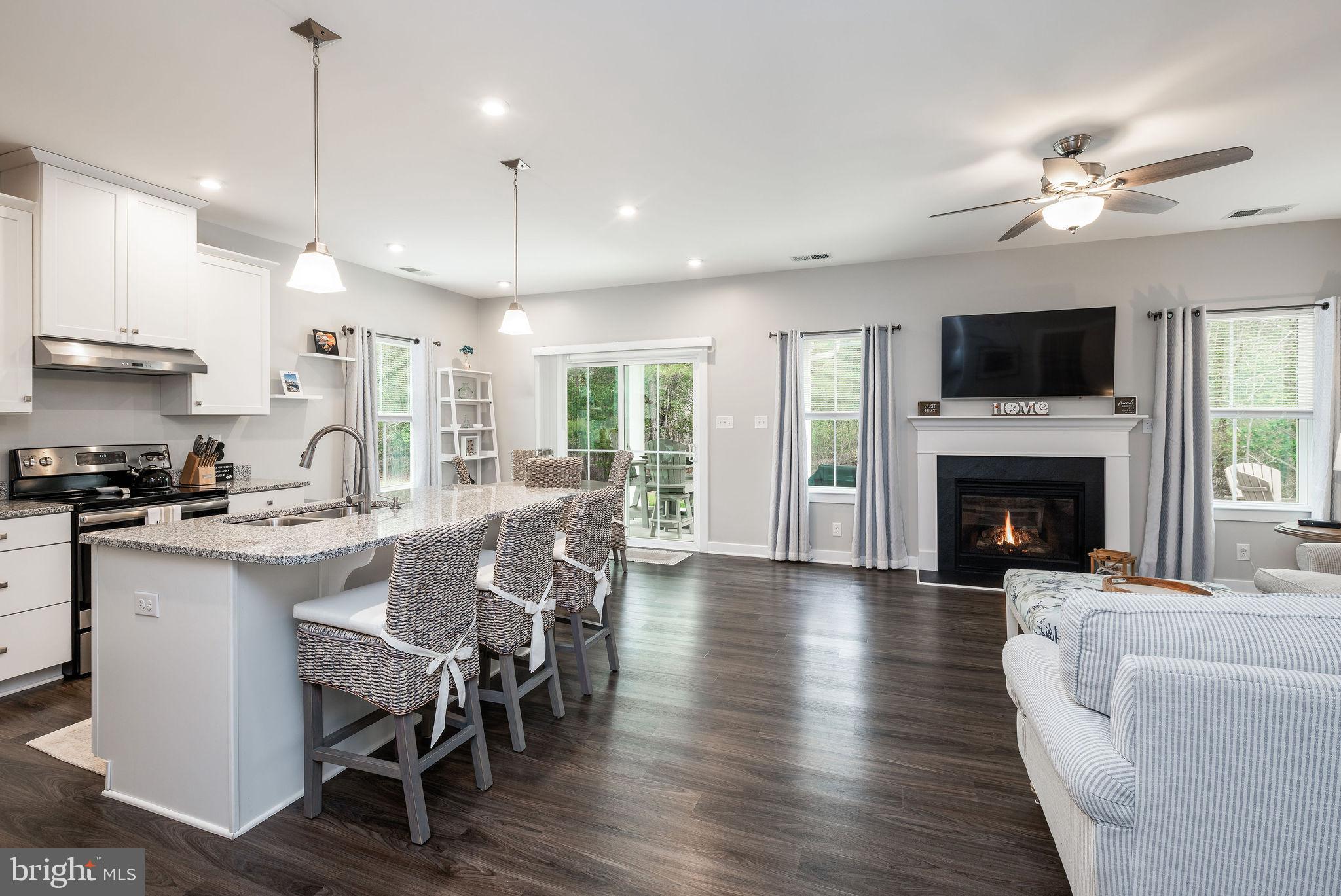 WINDMILL WOODS - Residential