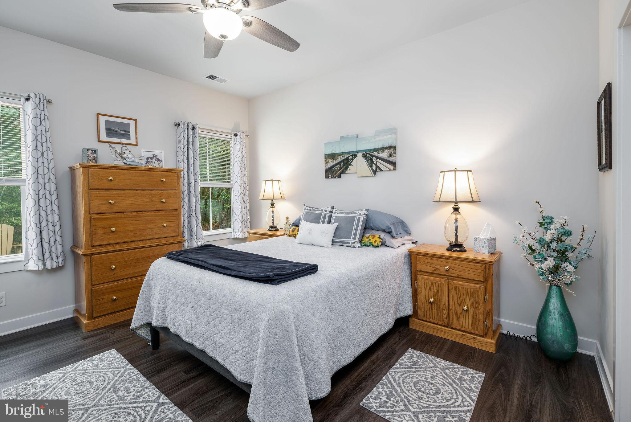 WINDMILL WOODS - Residential