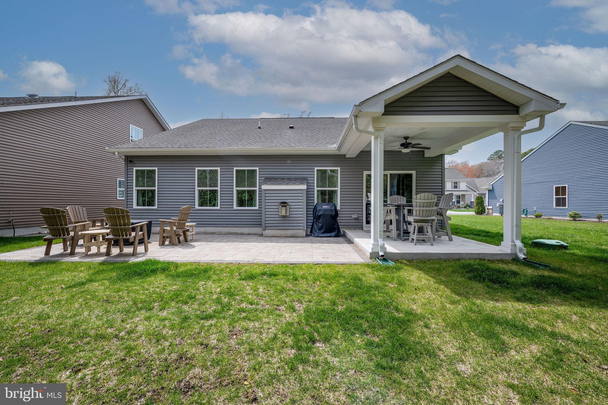 WINDMILL WOODS - Residential