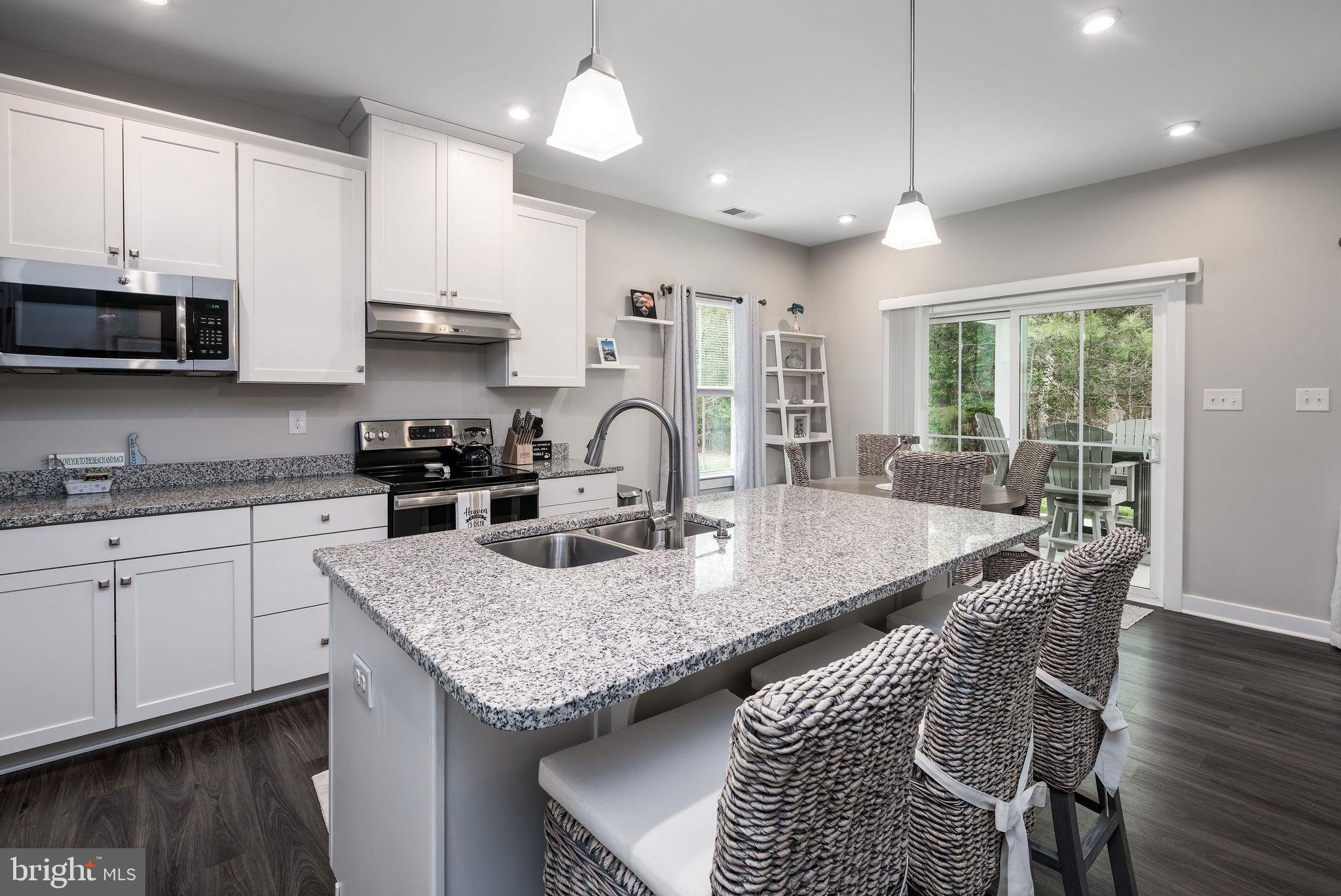 WINDMILL WOODS - Residential