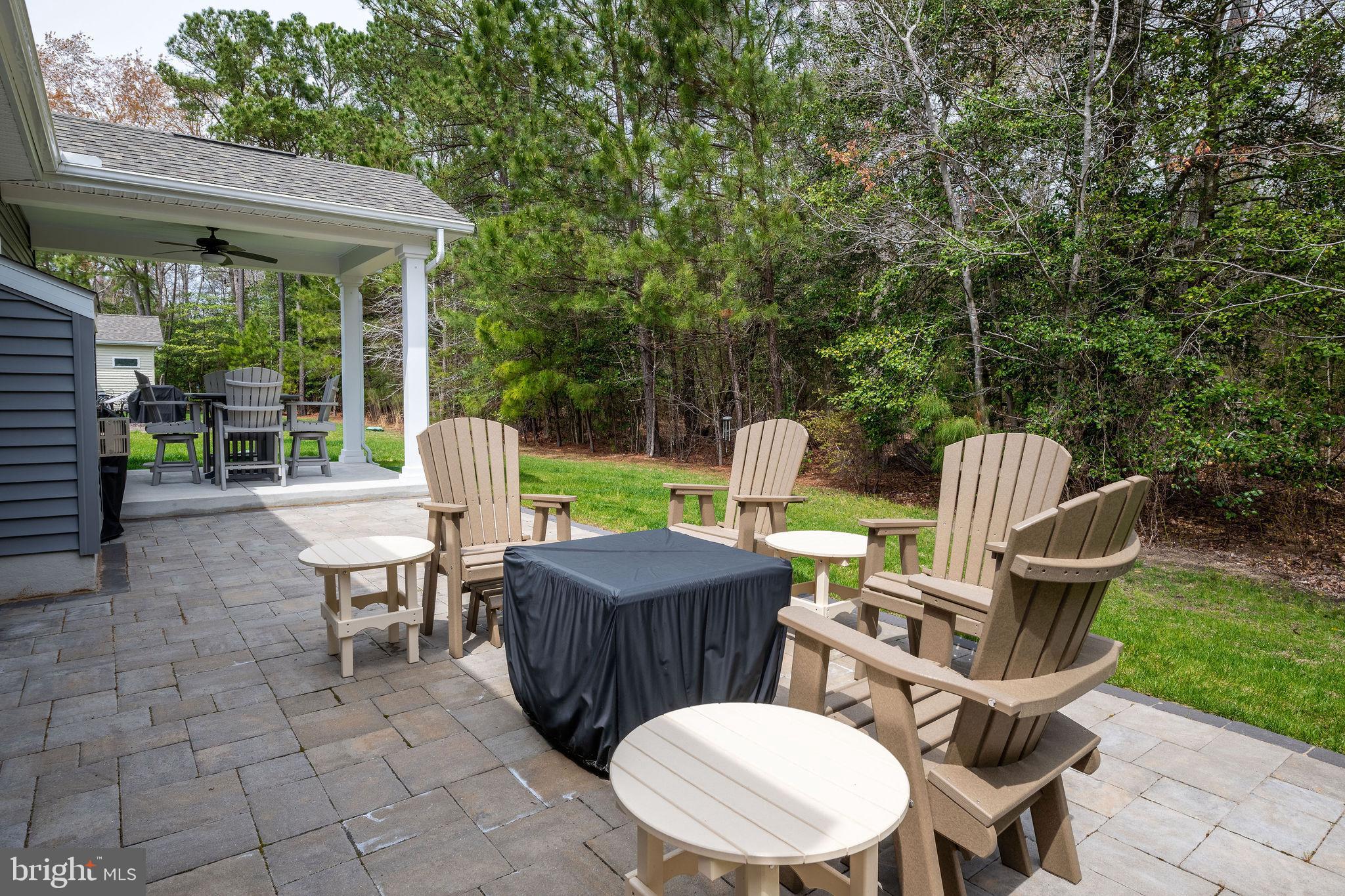 WINDMILL WOODS - Residential