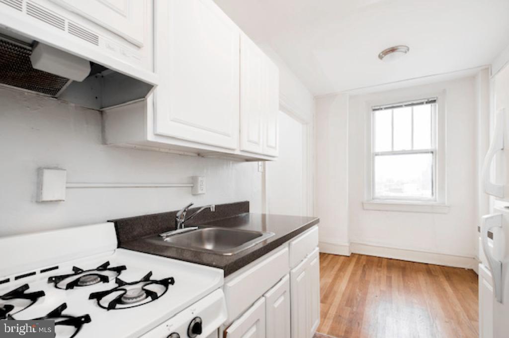 RITTENHOUSE SQUARE - Residential Lease