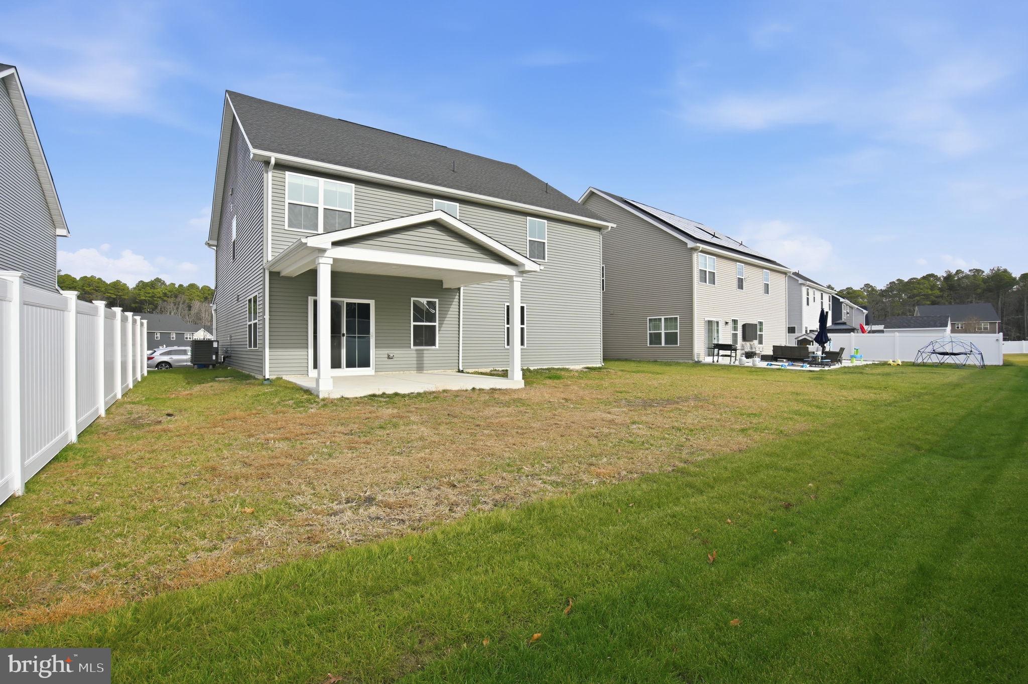 PERRY'S RETREAT - Residential Lease