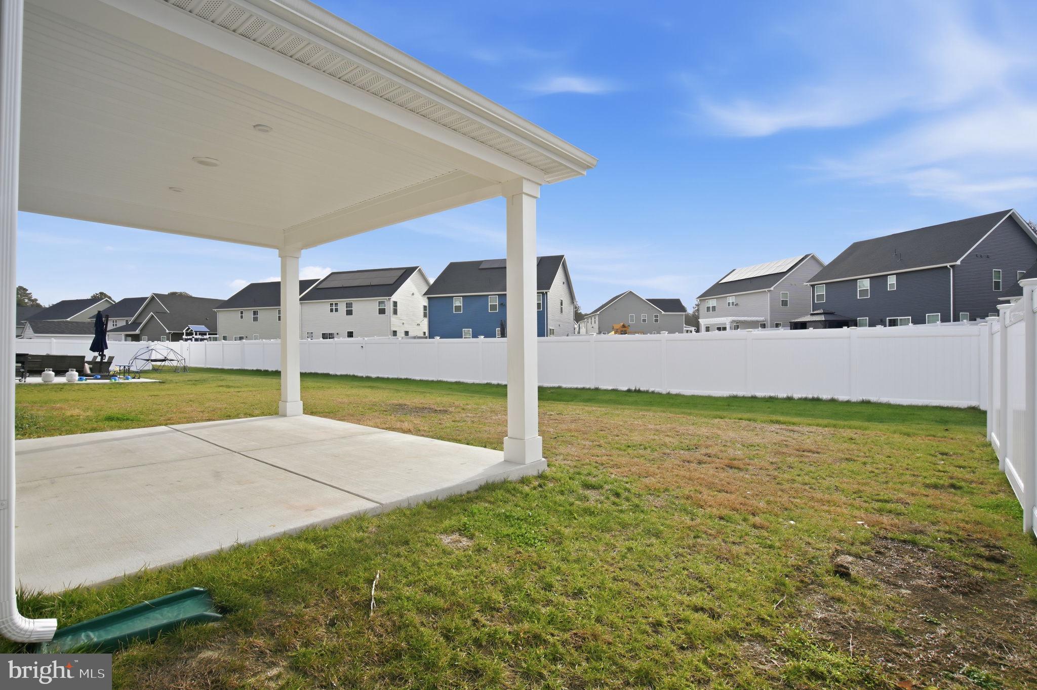 PERRY'S RETREAT - Residential Lease