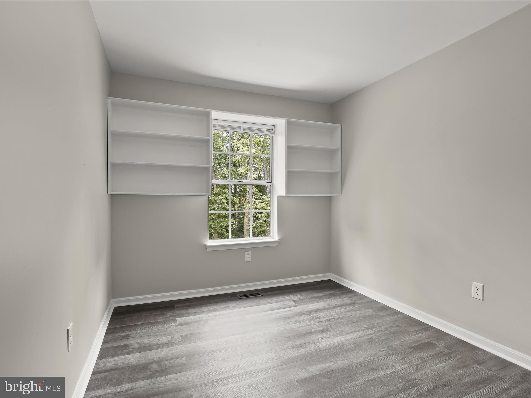 RIDGELY CHOICE - Residential