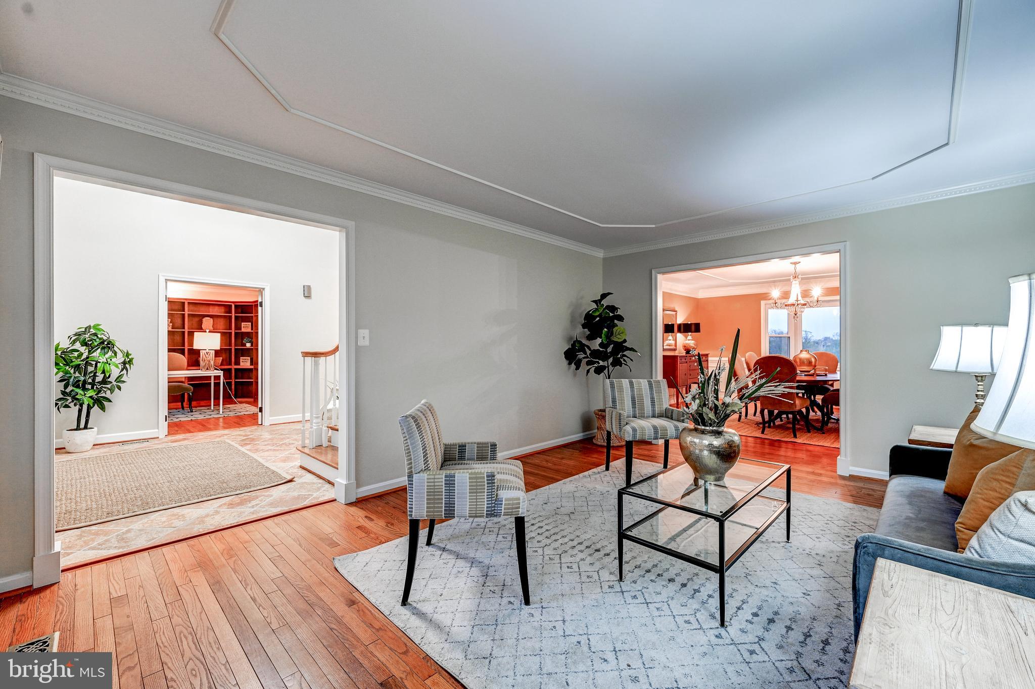 WESTSIDE - Residential