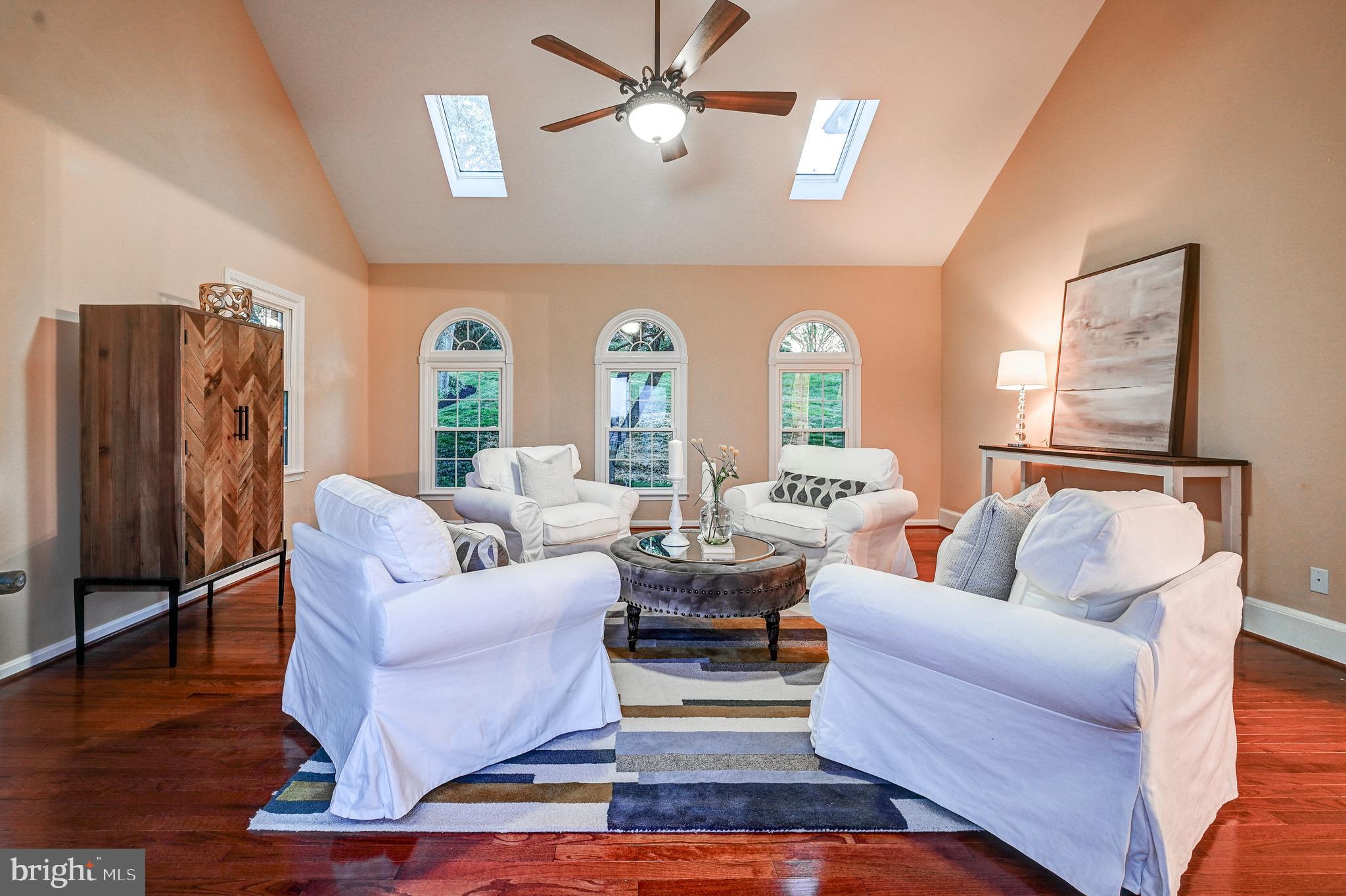 WESTSIDE - Residential