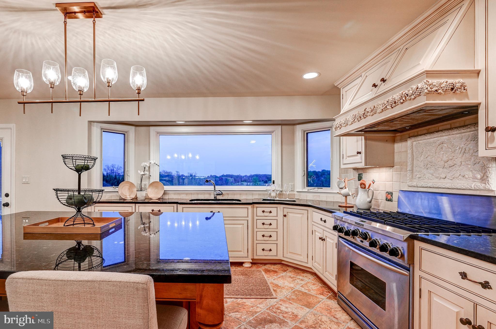 WESTSIDE - Residential