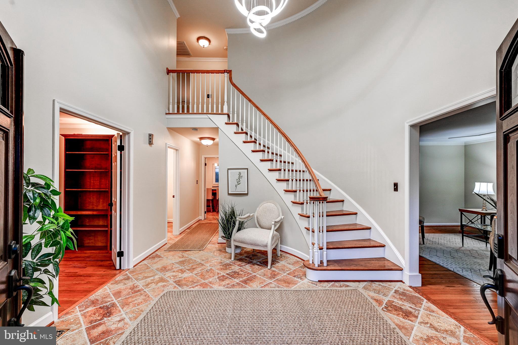 WESTSIDE - Residential