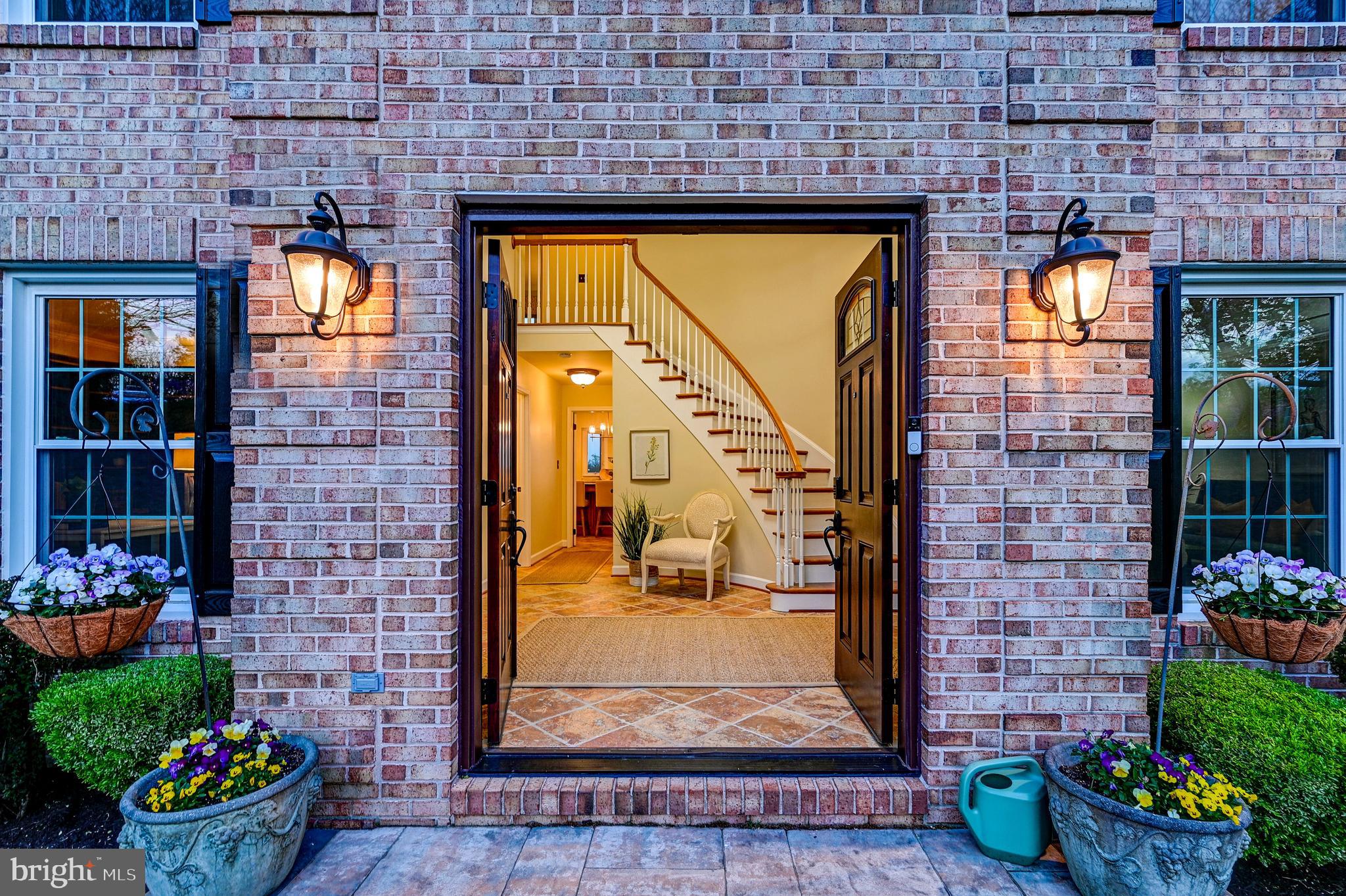 WESTSIDE - Residential