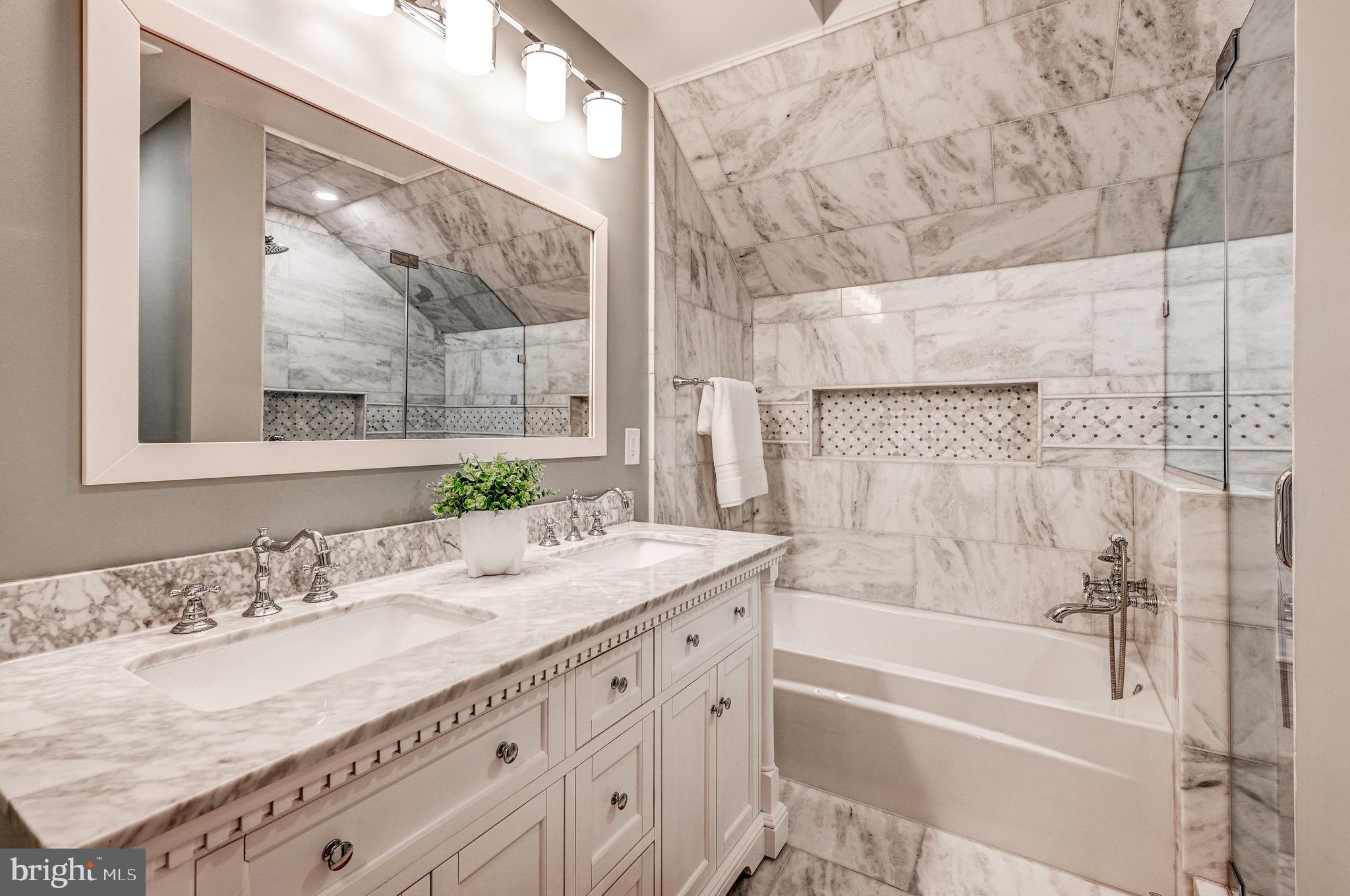 WESTSIDE - Residential