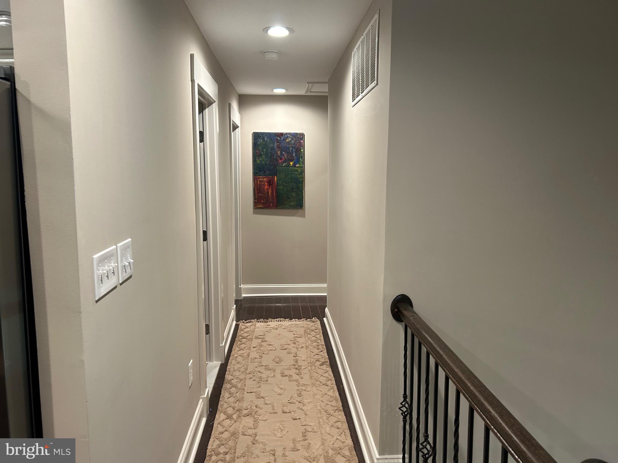 HILLSMERE SHORES - Residential