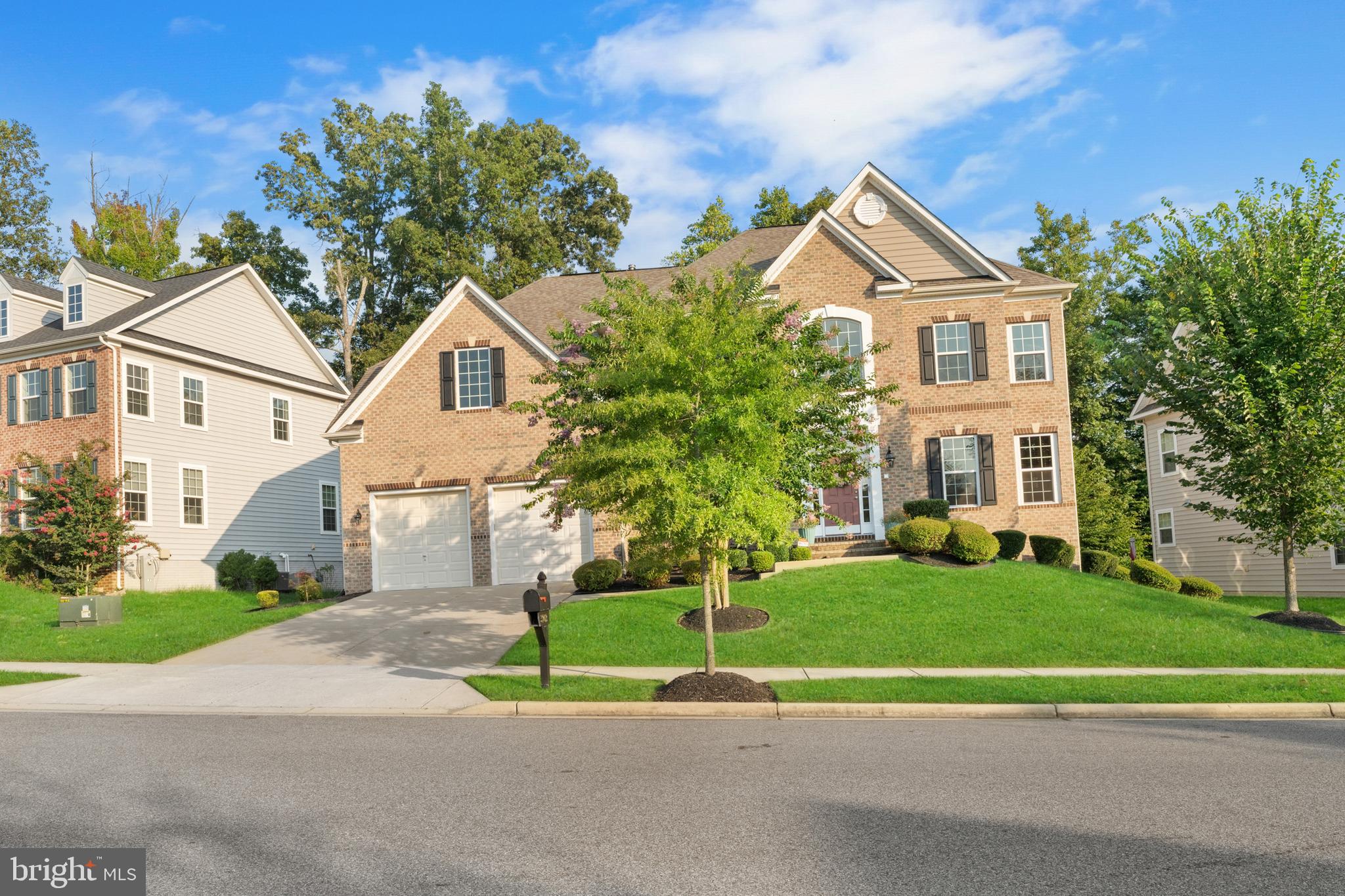 3902 PRESIDENTIAL GOLF DRIVE