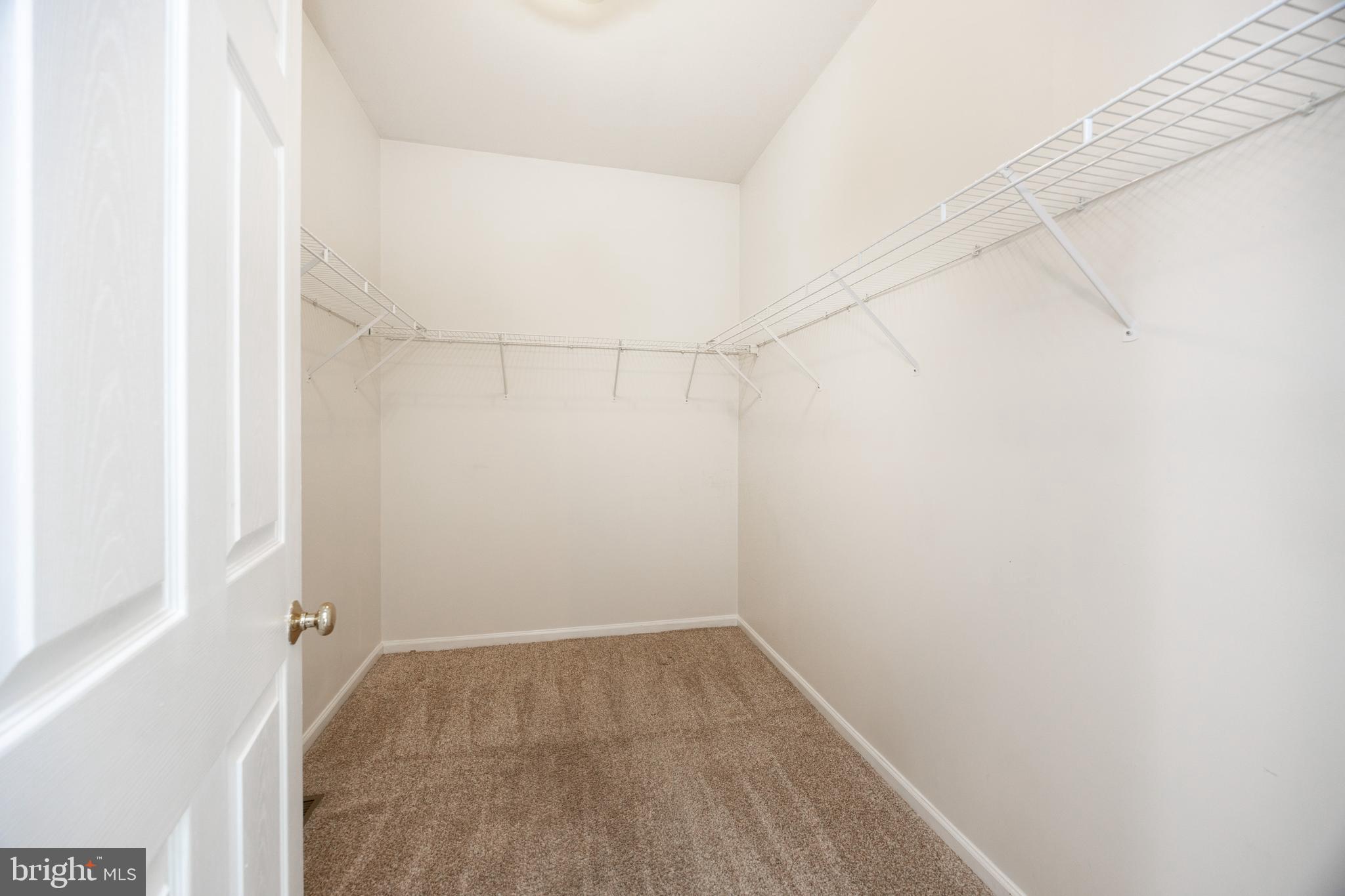 BRANFORD VILLAGE - Residential