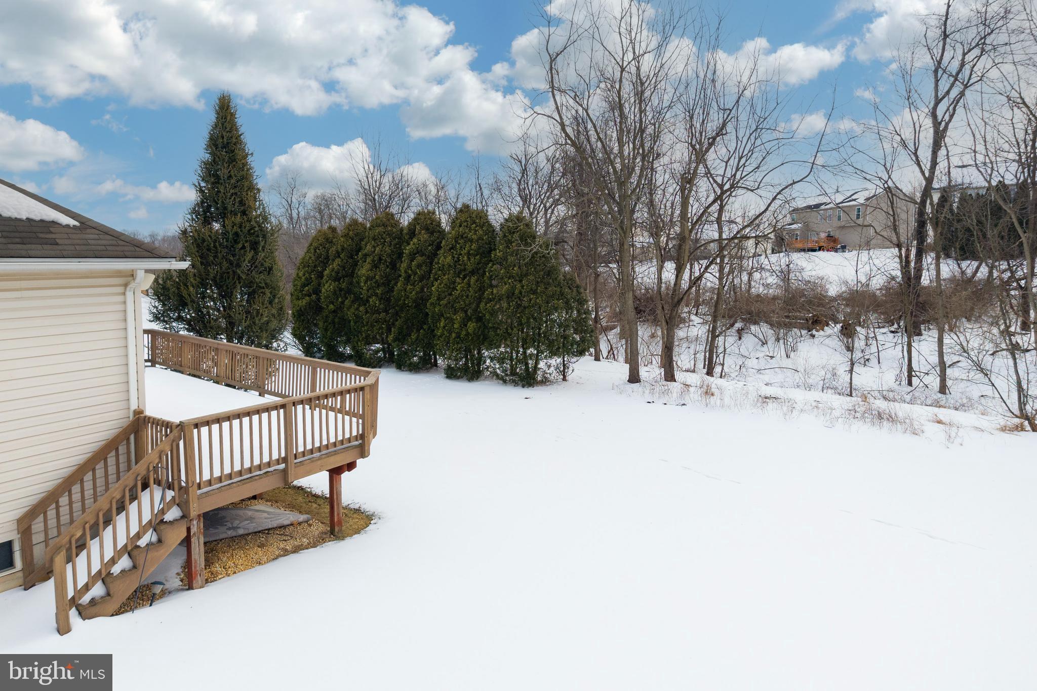 BRANFORD VILLAGE - Residential