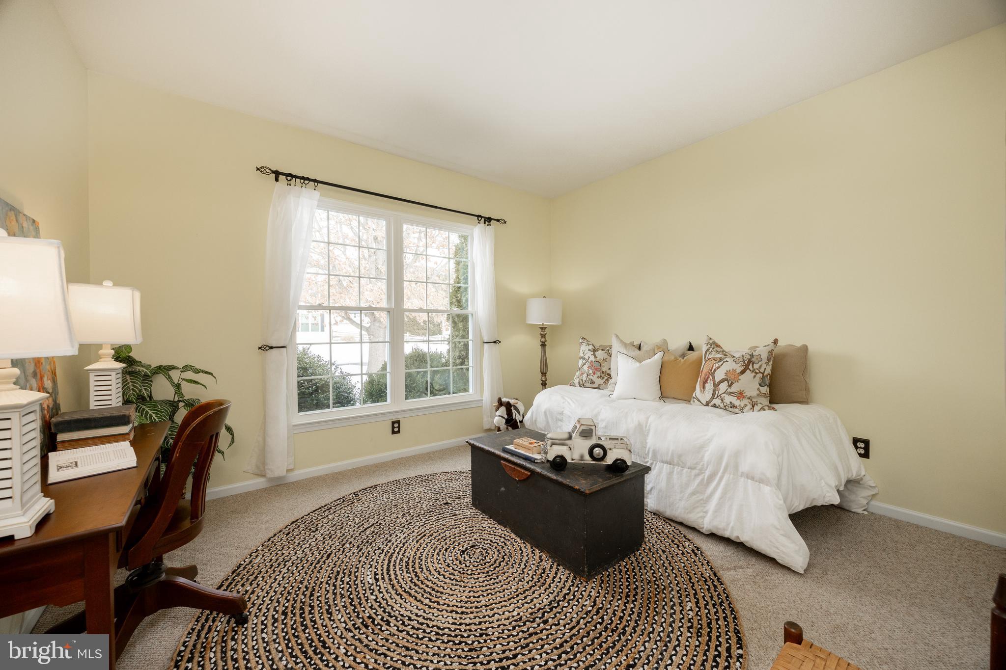 BRANFORD VILLAGE - Residential