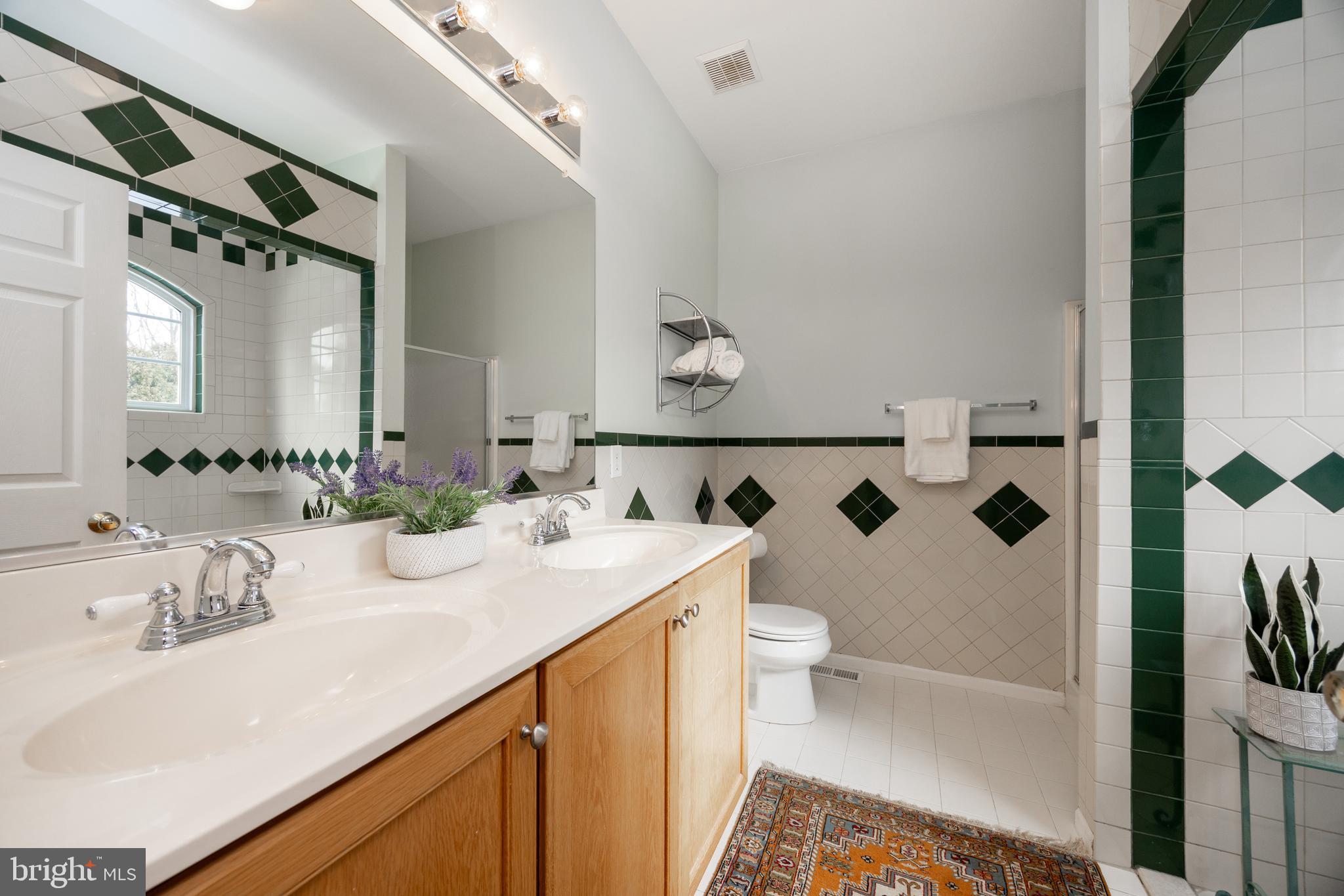 BRANFORD VILLAGE - Residential