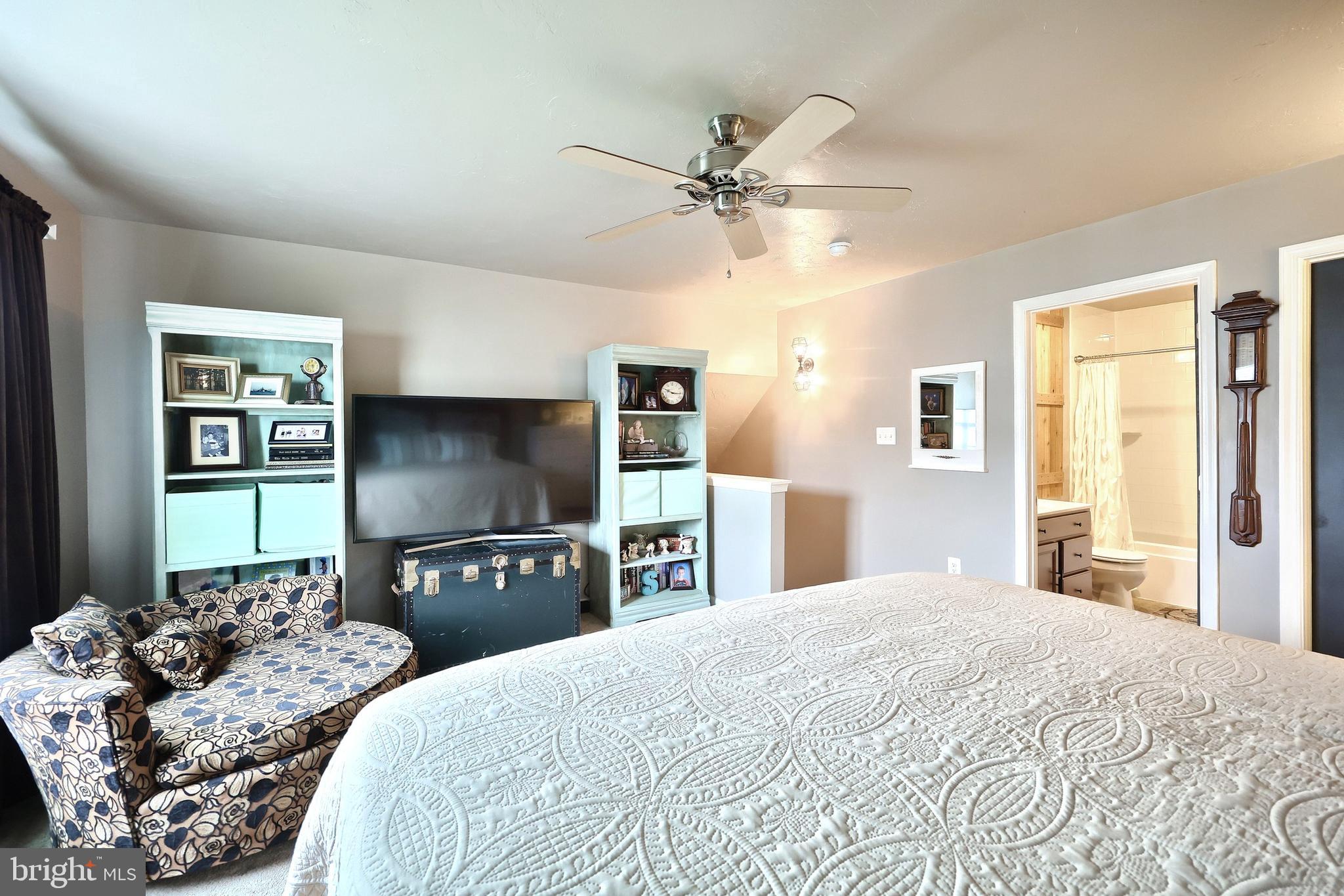 JACKSON HEIGHTS - Residential