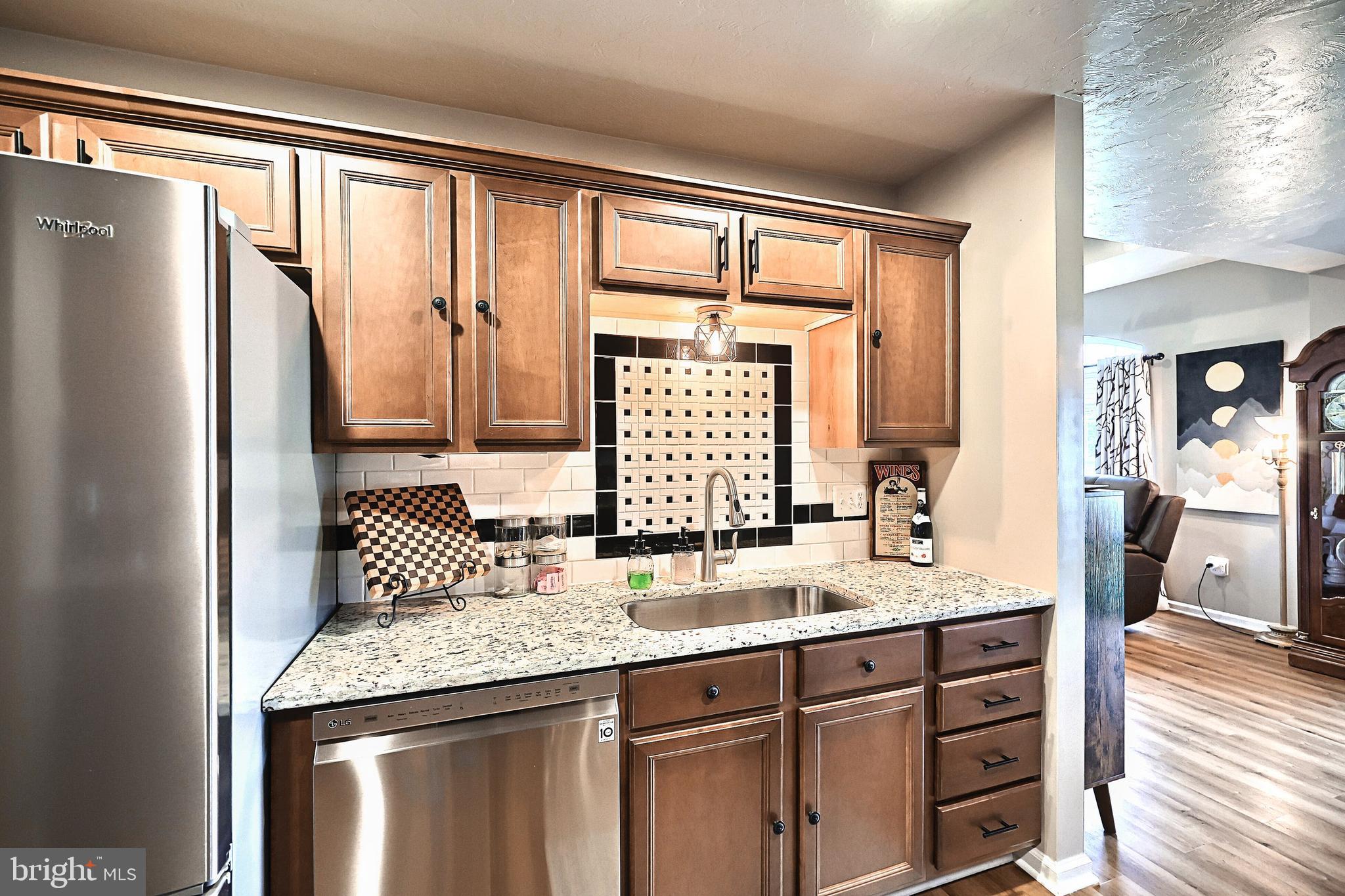 JACKSON HEIGHTS - Residential