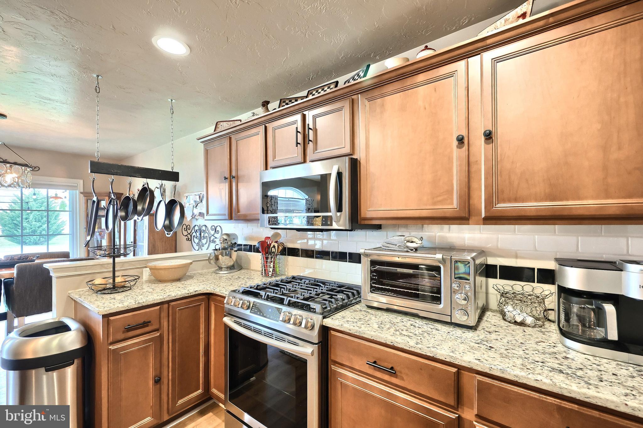 JACKSON HEIGHTS - Residential