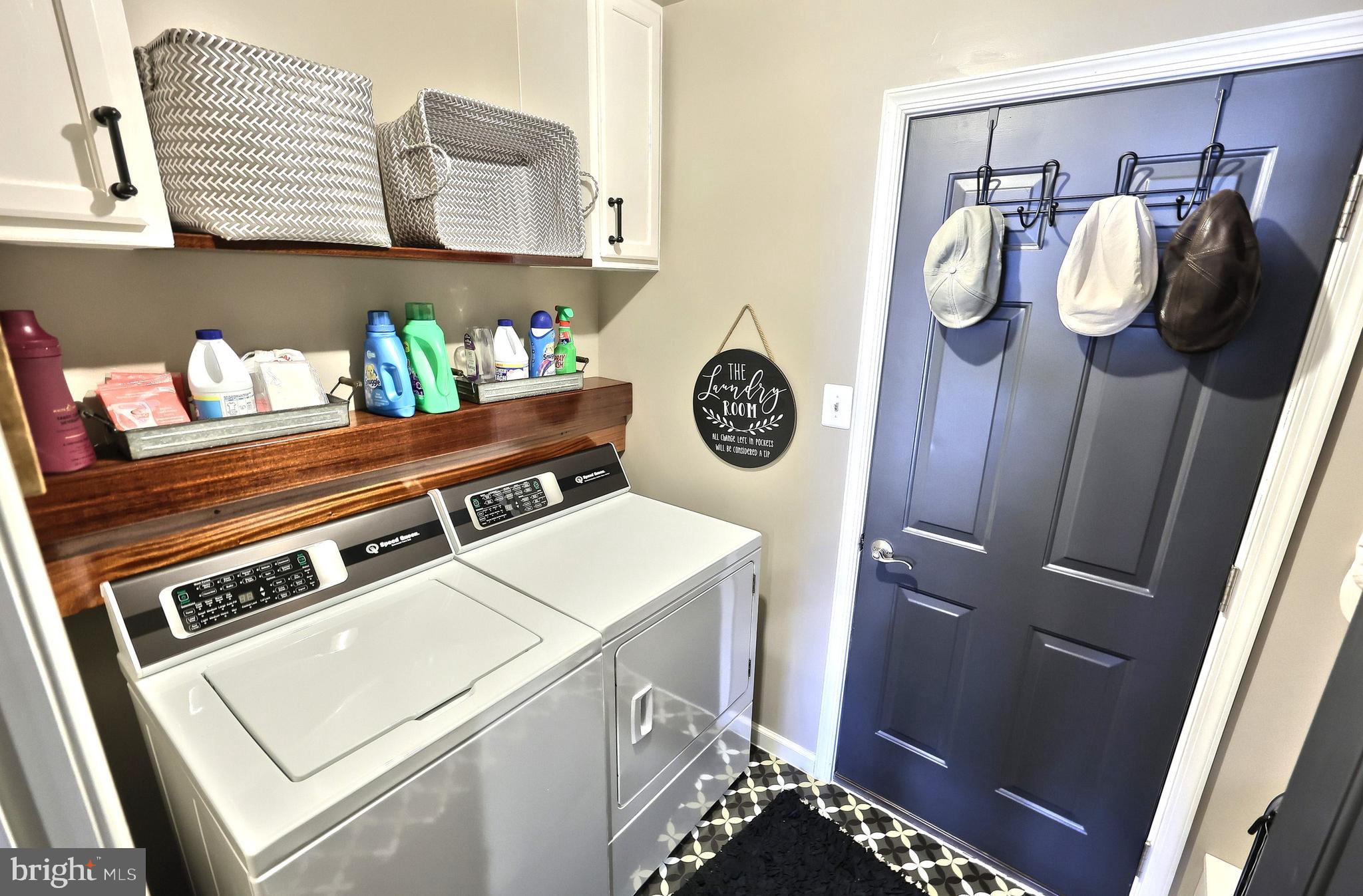 JACKSON HEIGHTS - Residential